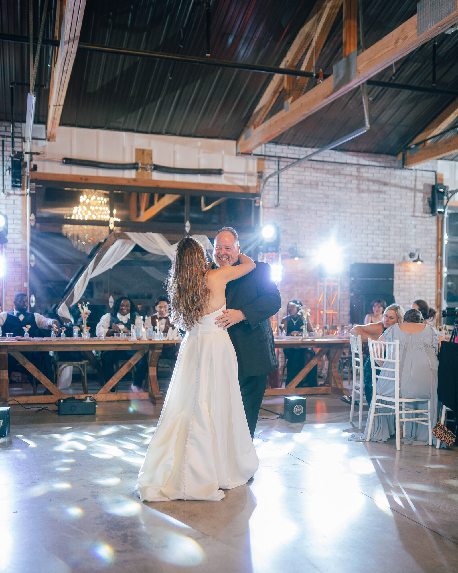 Saenz The Farmhouse KC Event Venue Wedding399