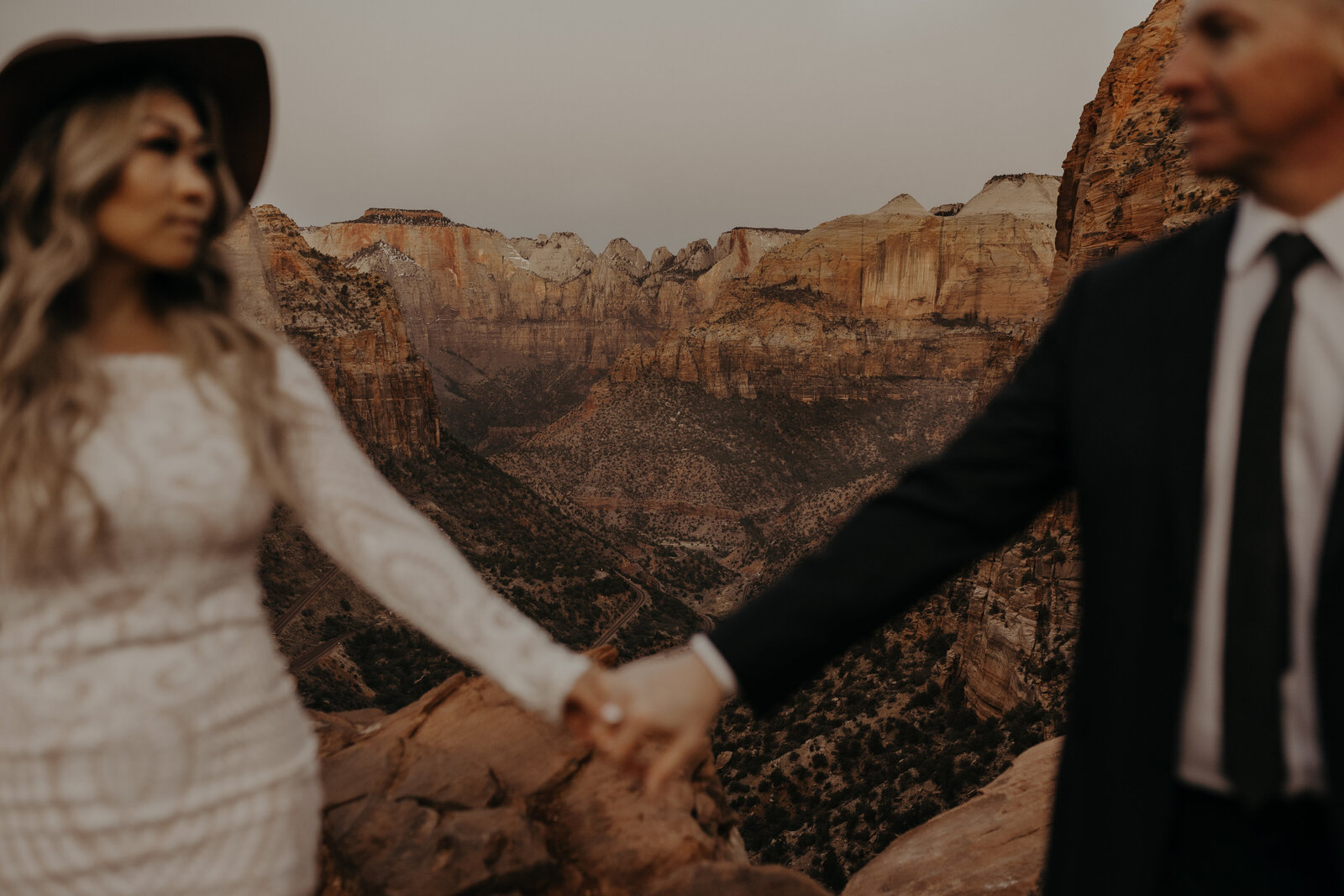 Destination-Zion-Utah-Elopement-Location-Ideas-Wedding-Photographer-Adventure-9
