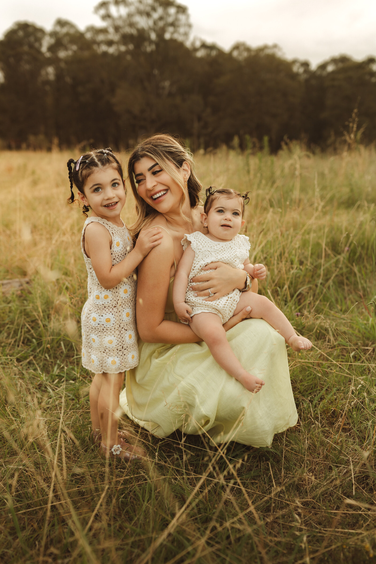authentic-motherhood-connection-hills-district-session