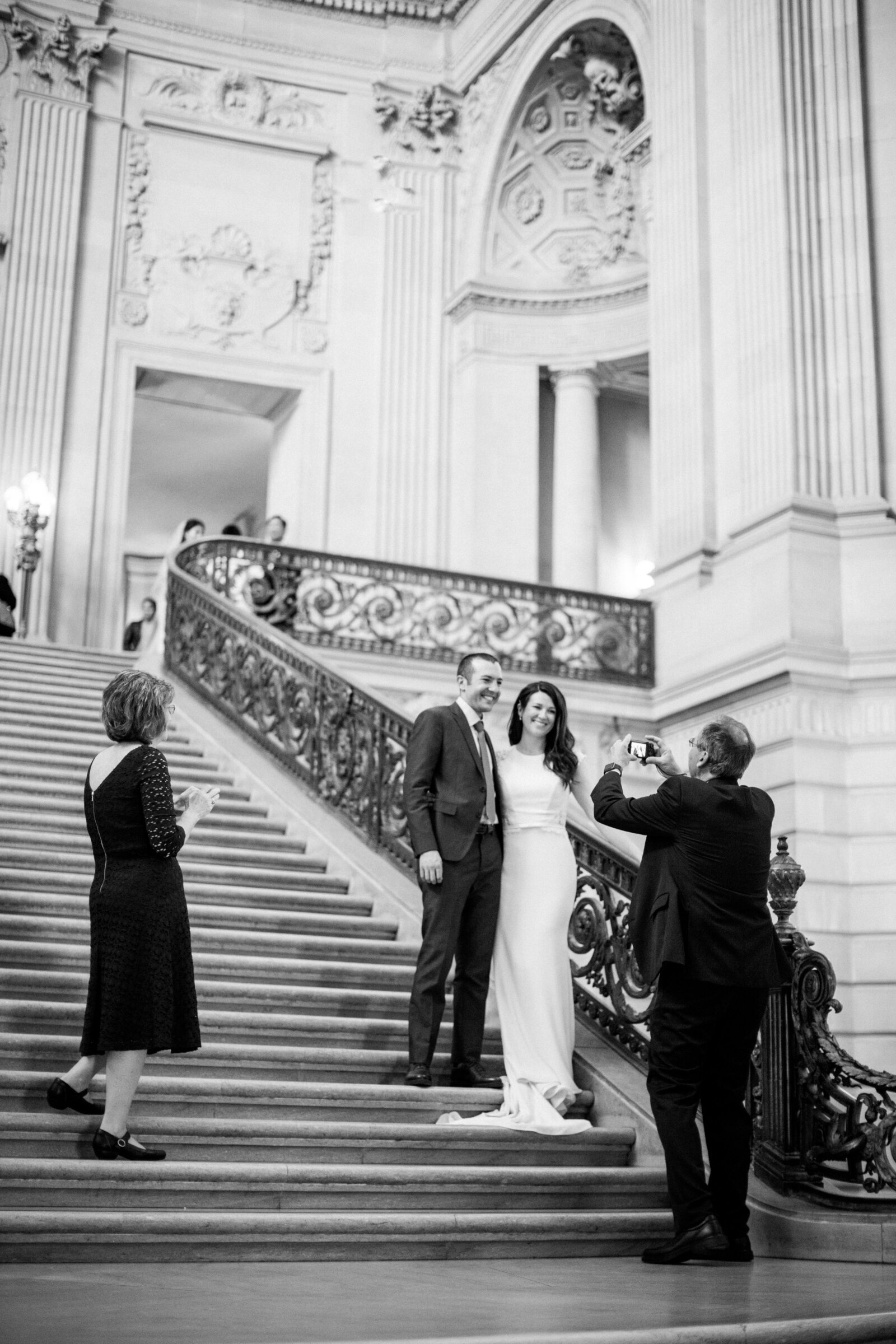 larissa-cleveland-wedding-photographer-san-francisco-city-hall-elopement-026