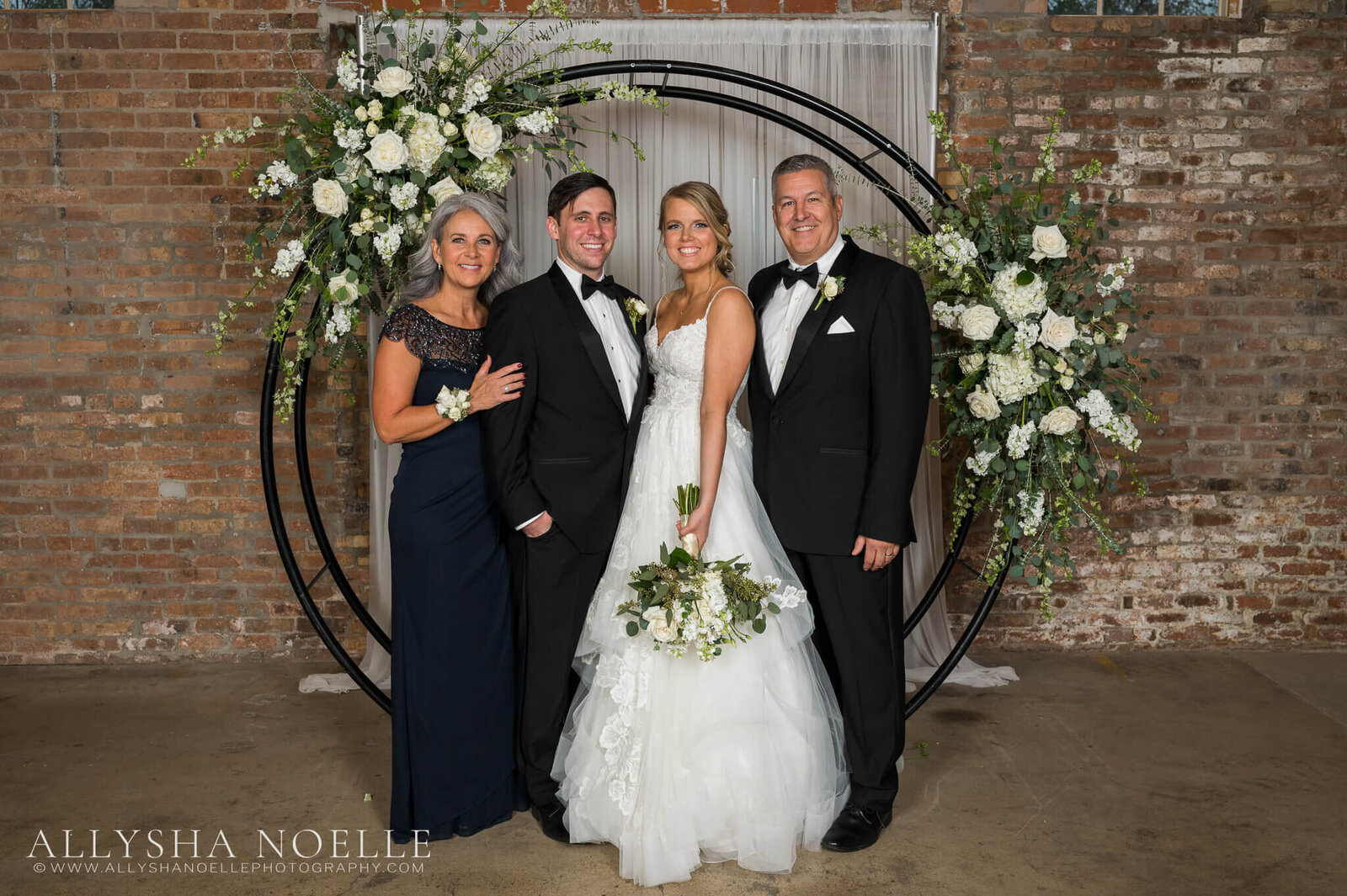 Wedding-at-The-Factory-on-Barclay-in-Milwaukee-0662