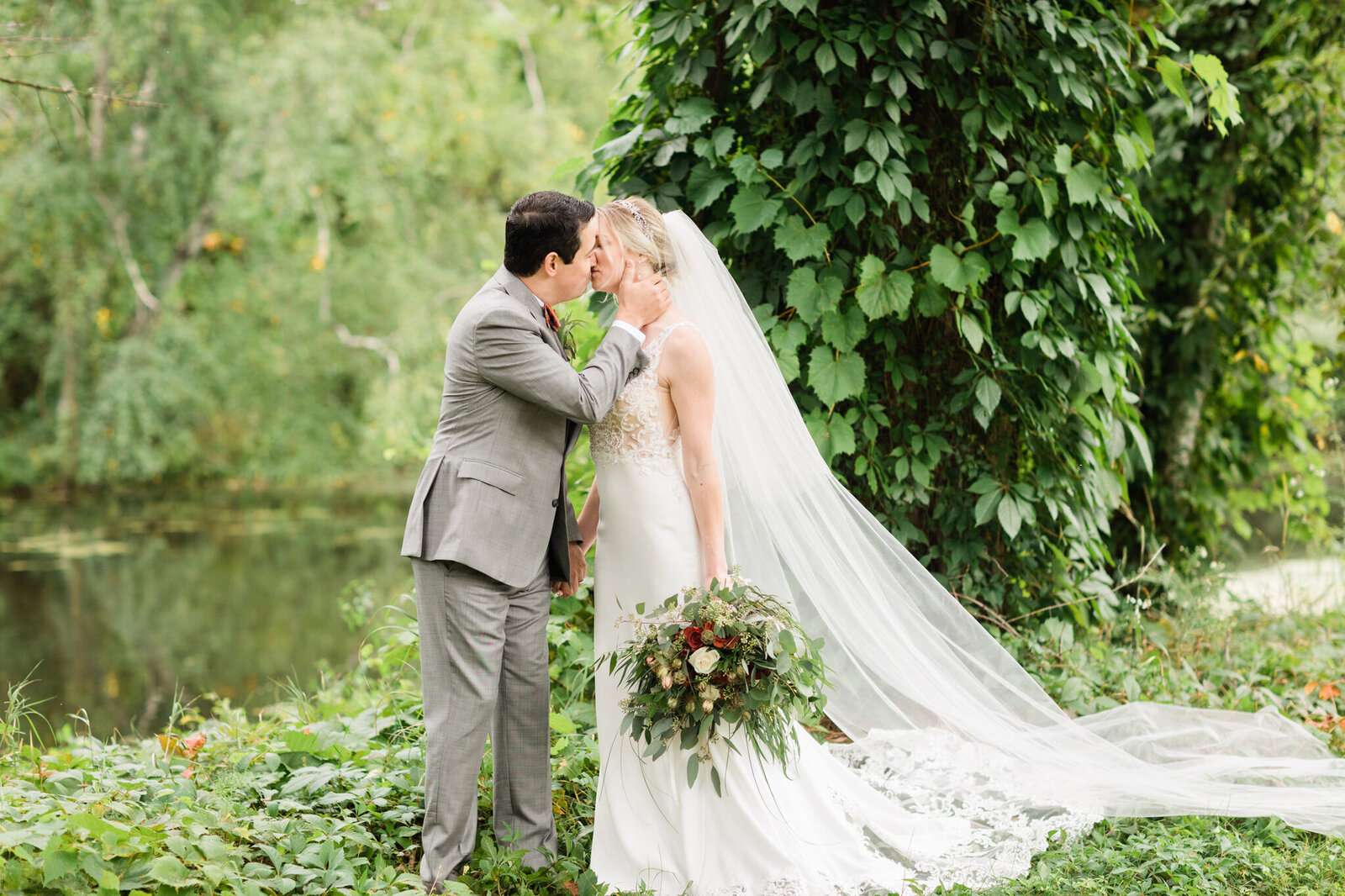 Fine-Art-Film-Style-LIfestyle-Midwest-Wisconsin-Wedding-Photographers