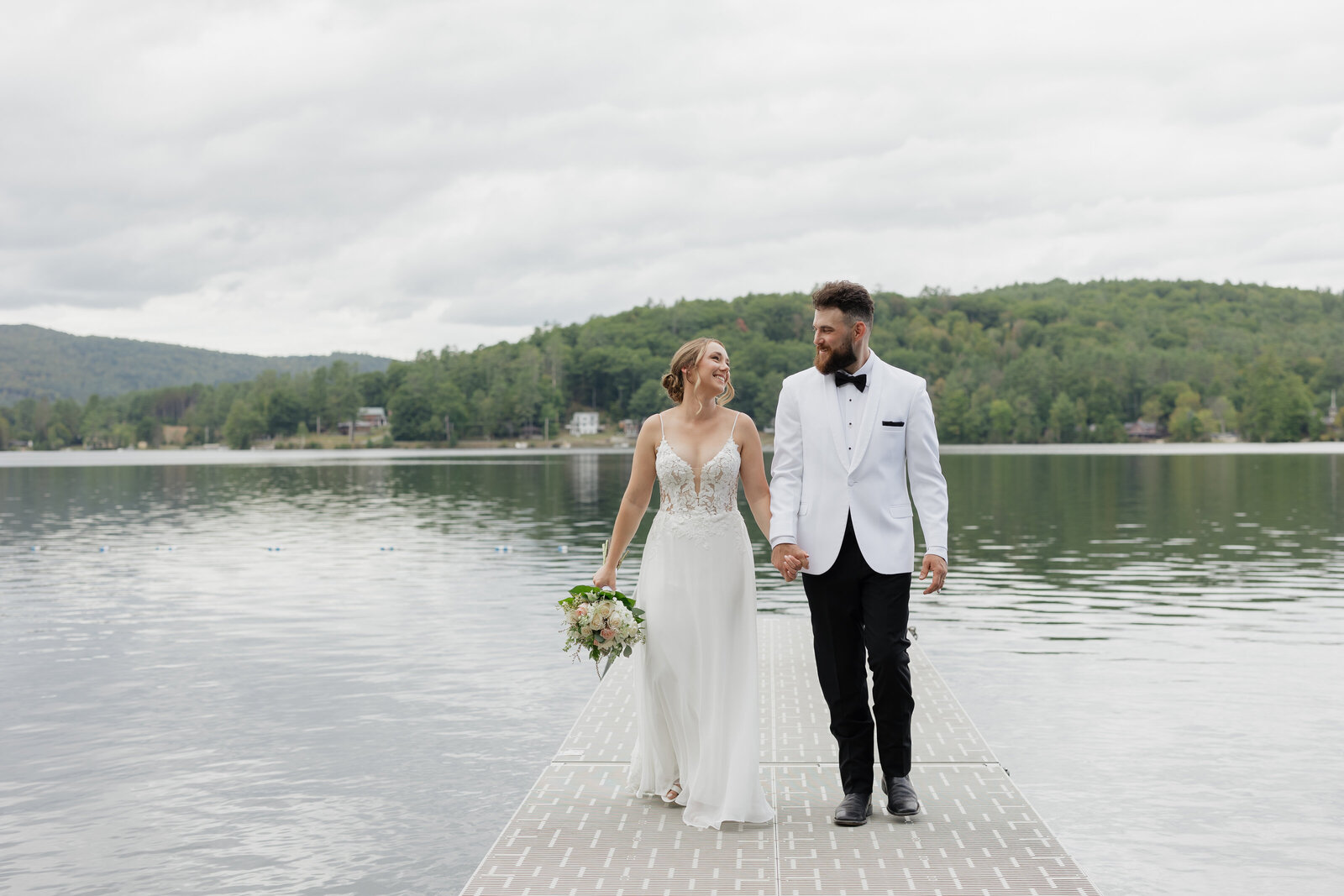 Bridal portraits by the lake