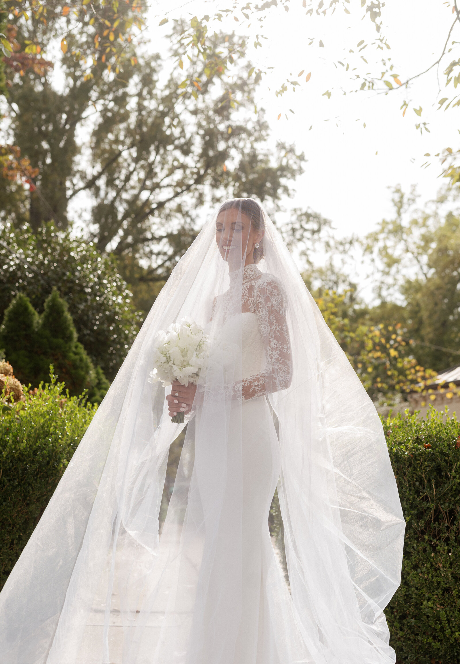 c-c-wedding-previews-elizabeth-sellers-photo-20