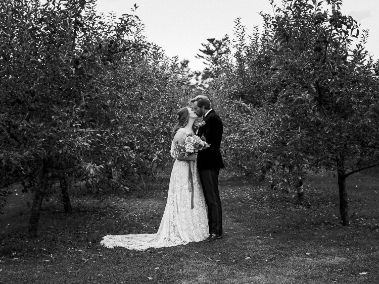the-eddie-prince-edward-county-wedding-031