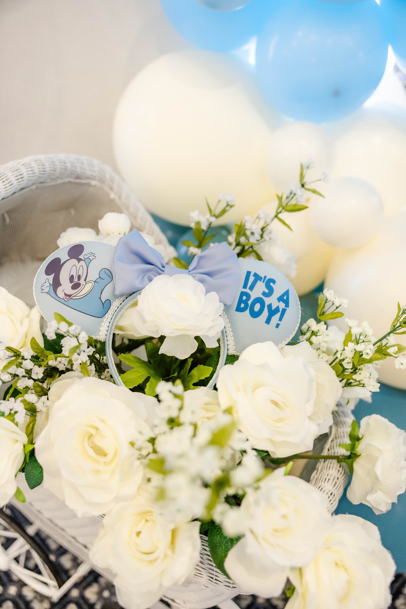 long-island-baby-shower-it's-a-boy-floral-decoration