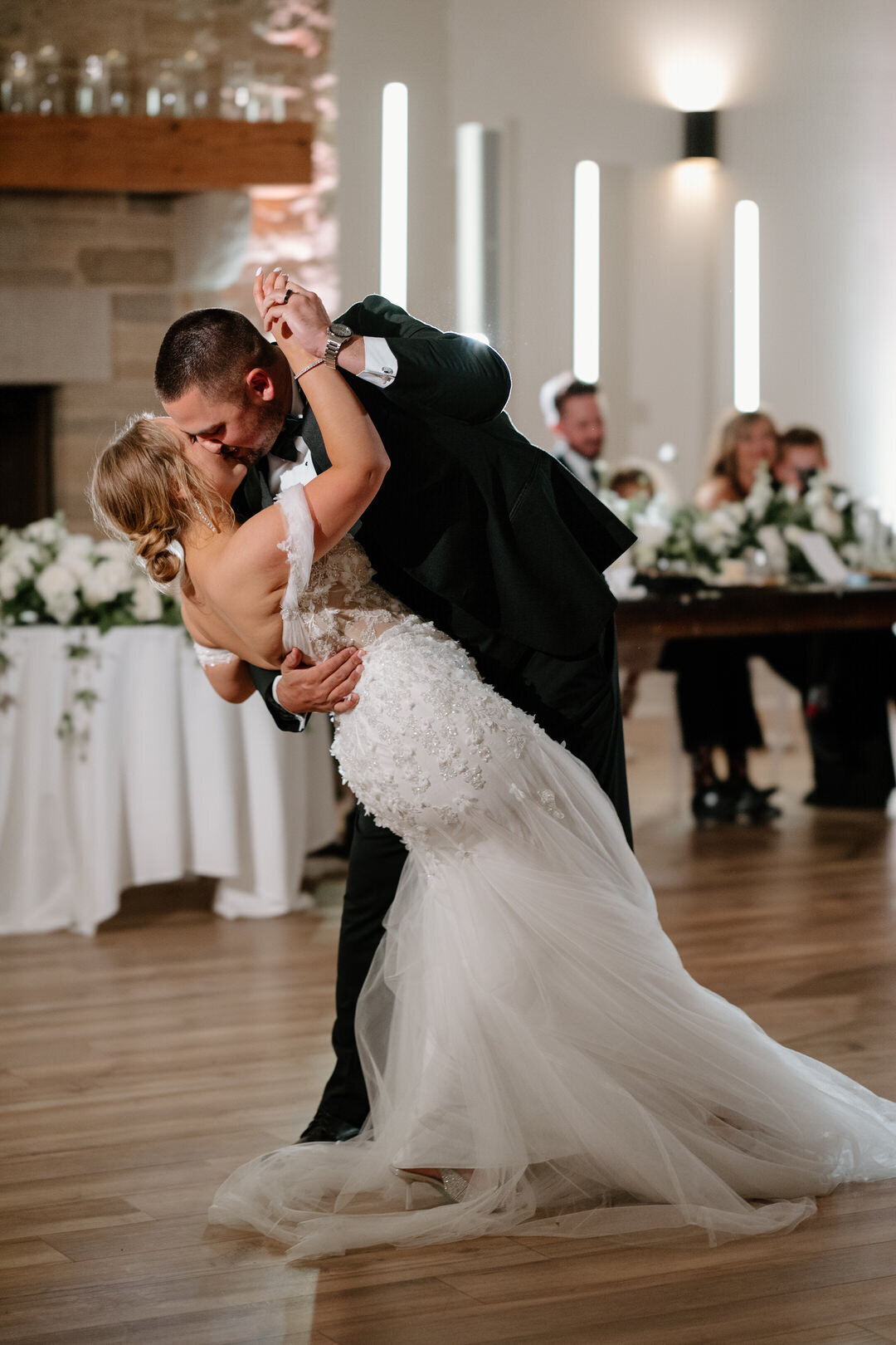 brightbill-wedding-prairie-hill-vineyard-kayxbee-898