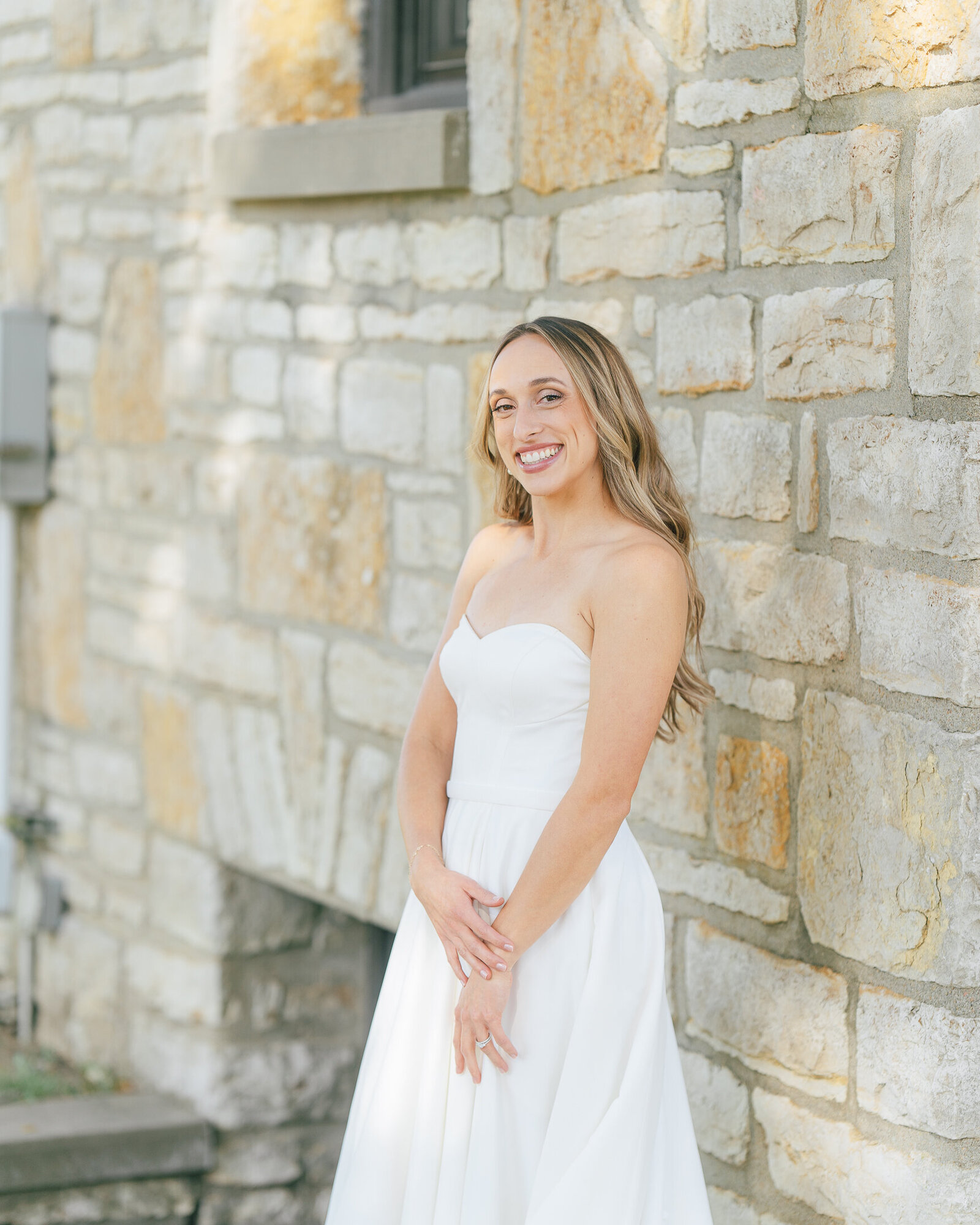 Saenz The Farmhouse KC Event Venue Wedding121