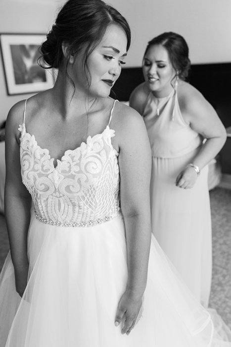 W0507_Speet_Punakea-Palms-Wedding_Caitlin-Cathey-Photo_0659-b&w