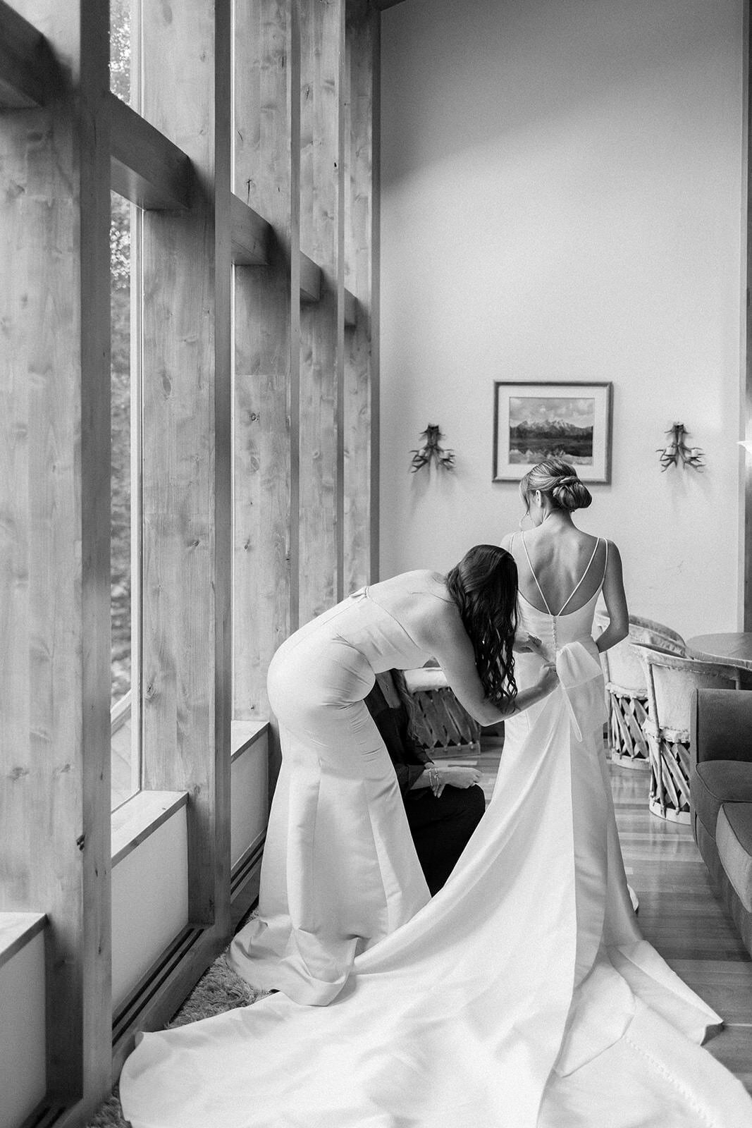 Axtell-Wedding-Getting-Ready-Kelli-Christine-Photography-51_websize