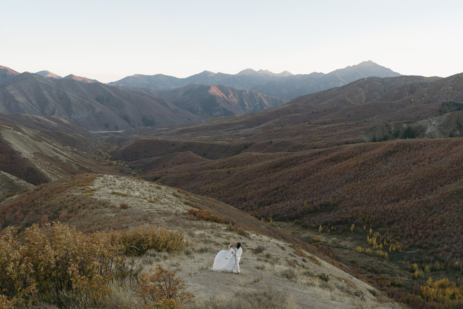 Monochromatic-Bridals-Utah-01262