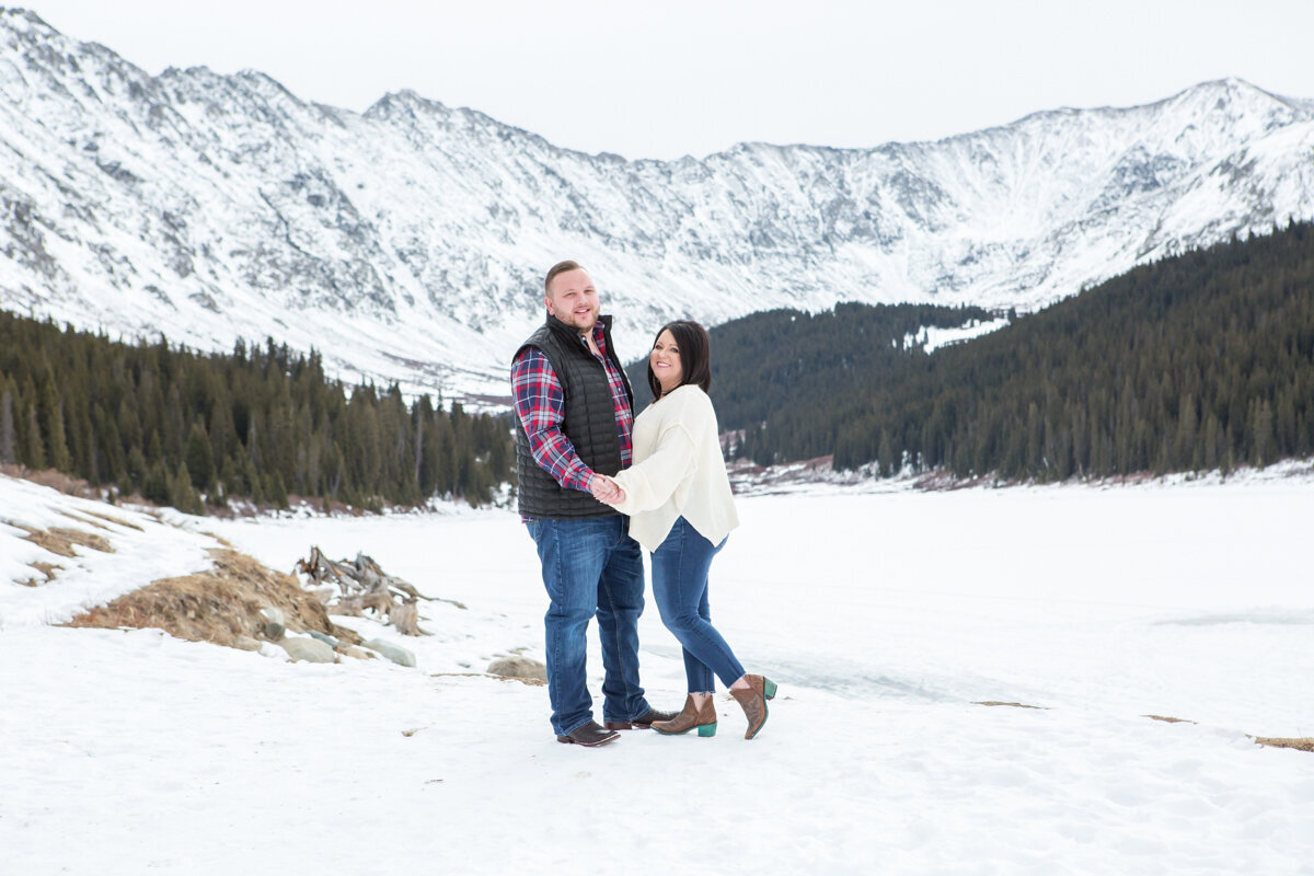 Engagement photographer just outside of Breckenridge