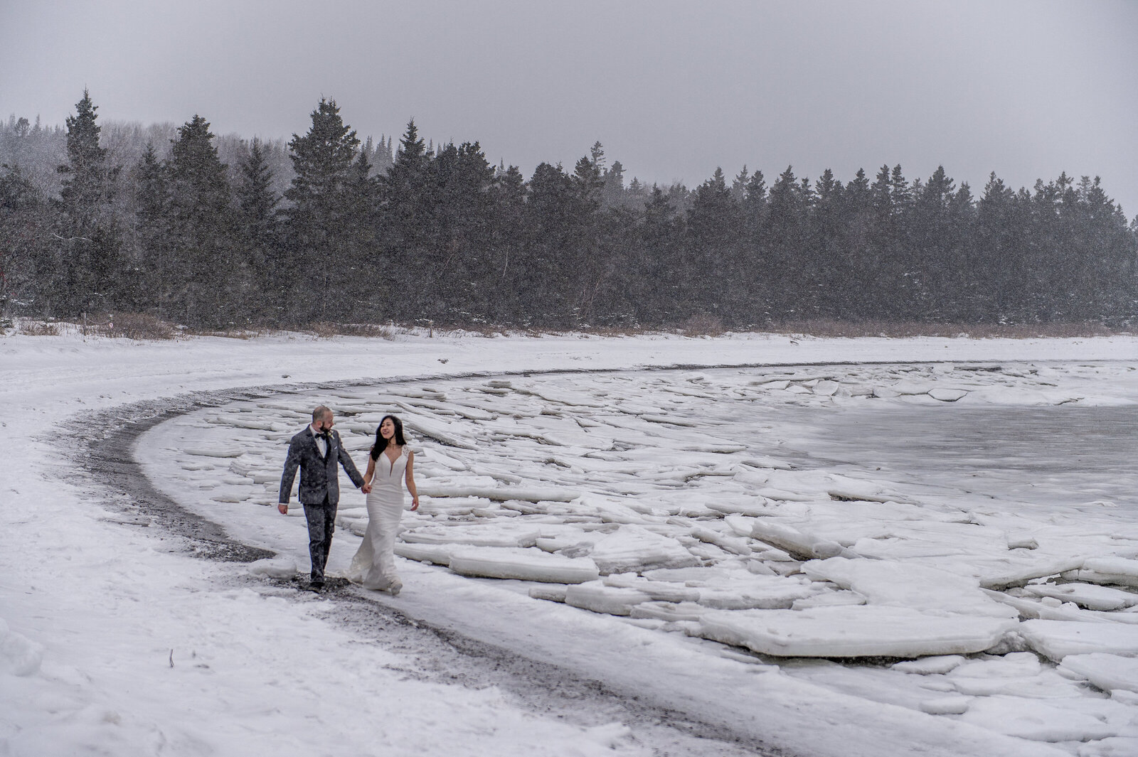 love-is-nord-photographe-mariage-intime-hiver-elopement-winter-wedding-bic-0005
