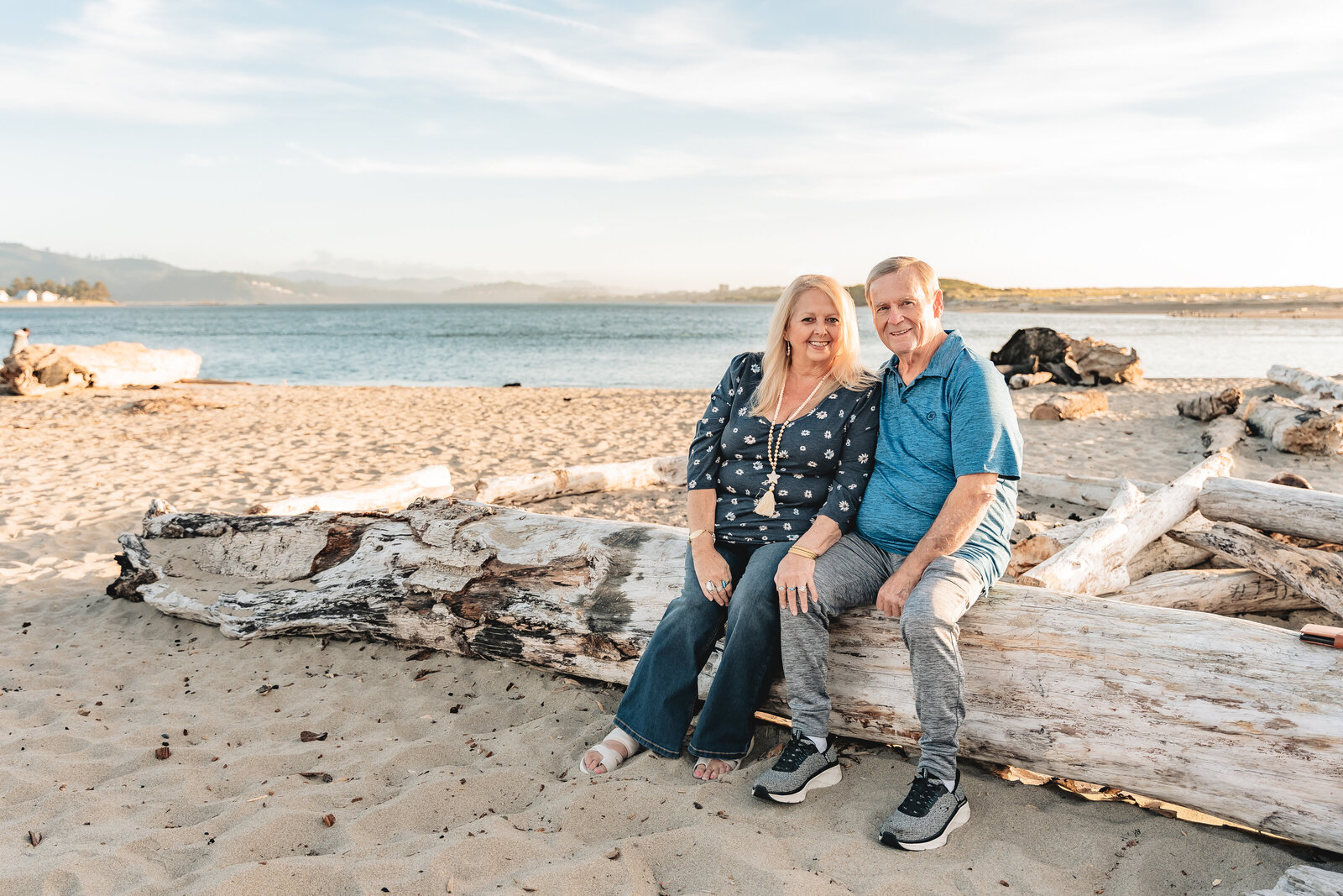 Engagement Photographer in Lincoln City Oregon 