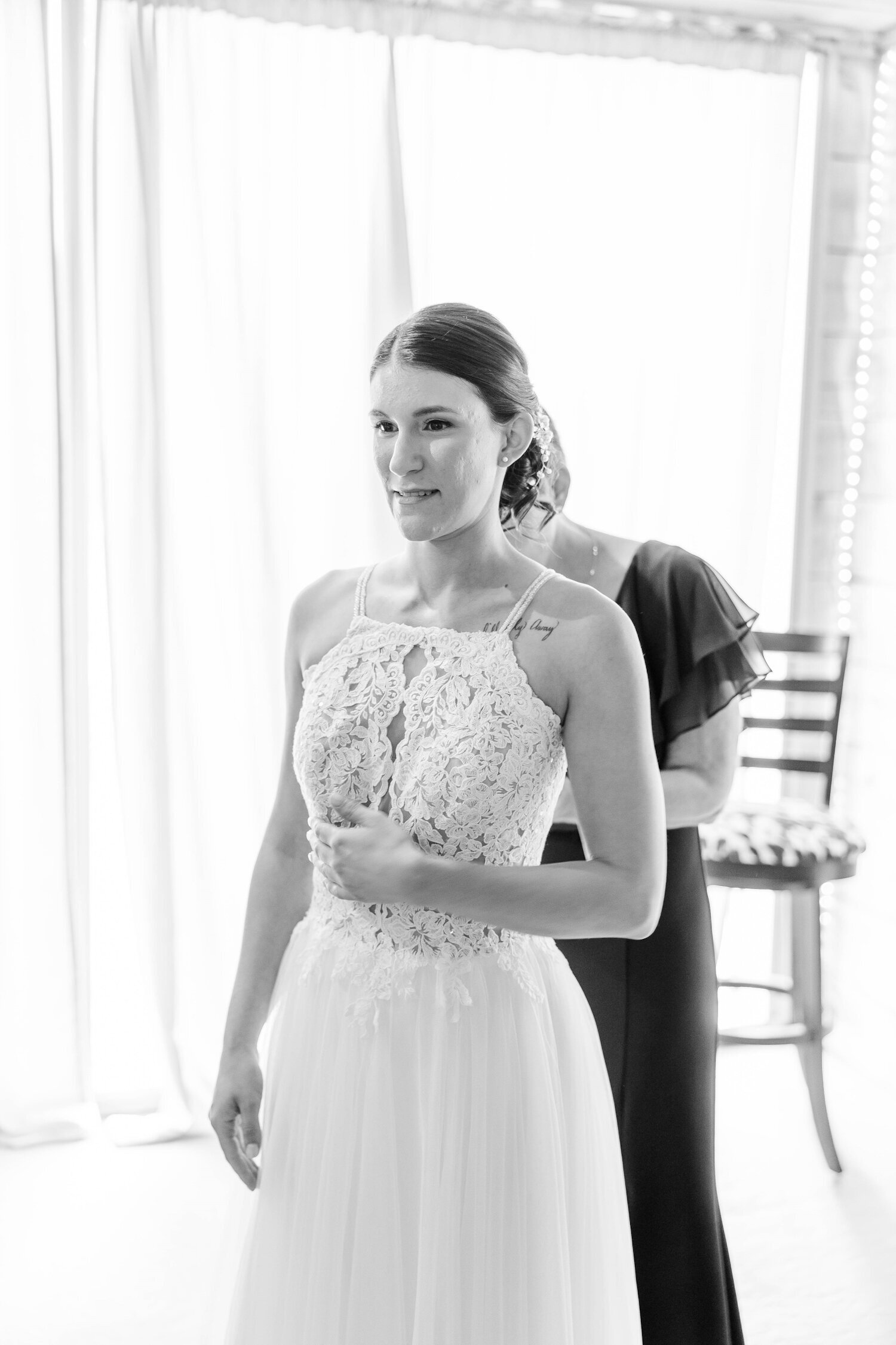 2022 08 14_Elle Josh Wedding_Nuzzos Farm_Branford CT_01-GettingReady-42