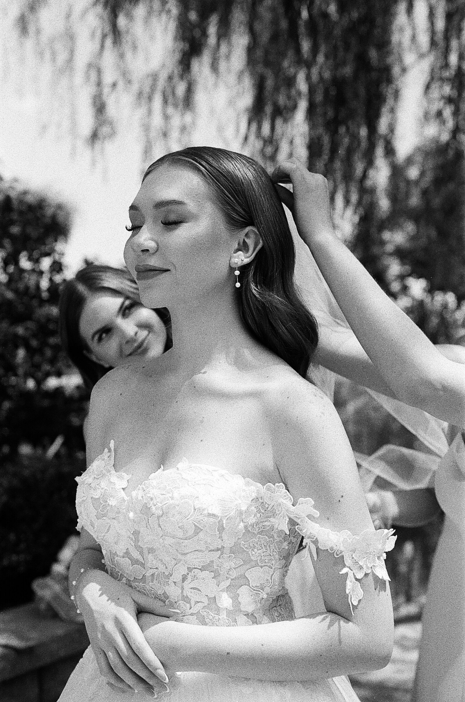 Film-Wedding-Photographer- (11)