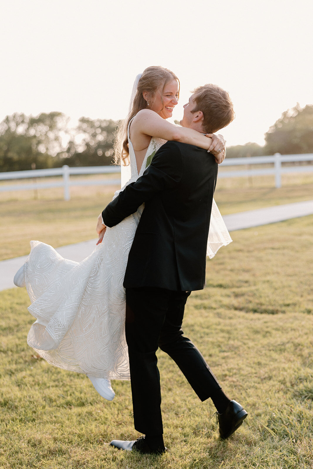 reese-mikey-wedding-rustic-grace-estate-54