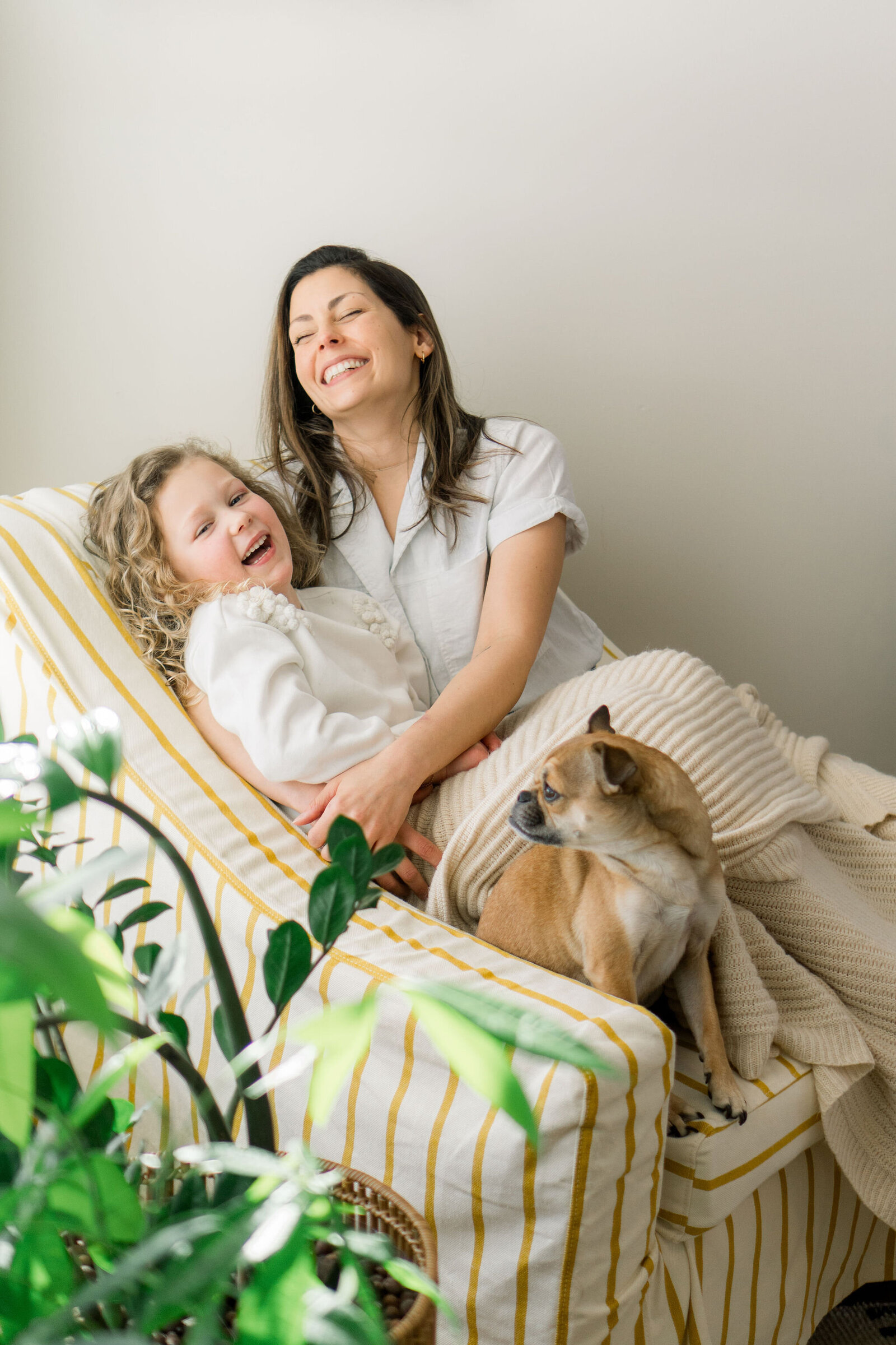 in-home family photos 15
