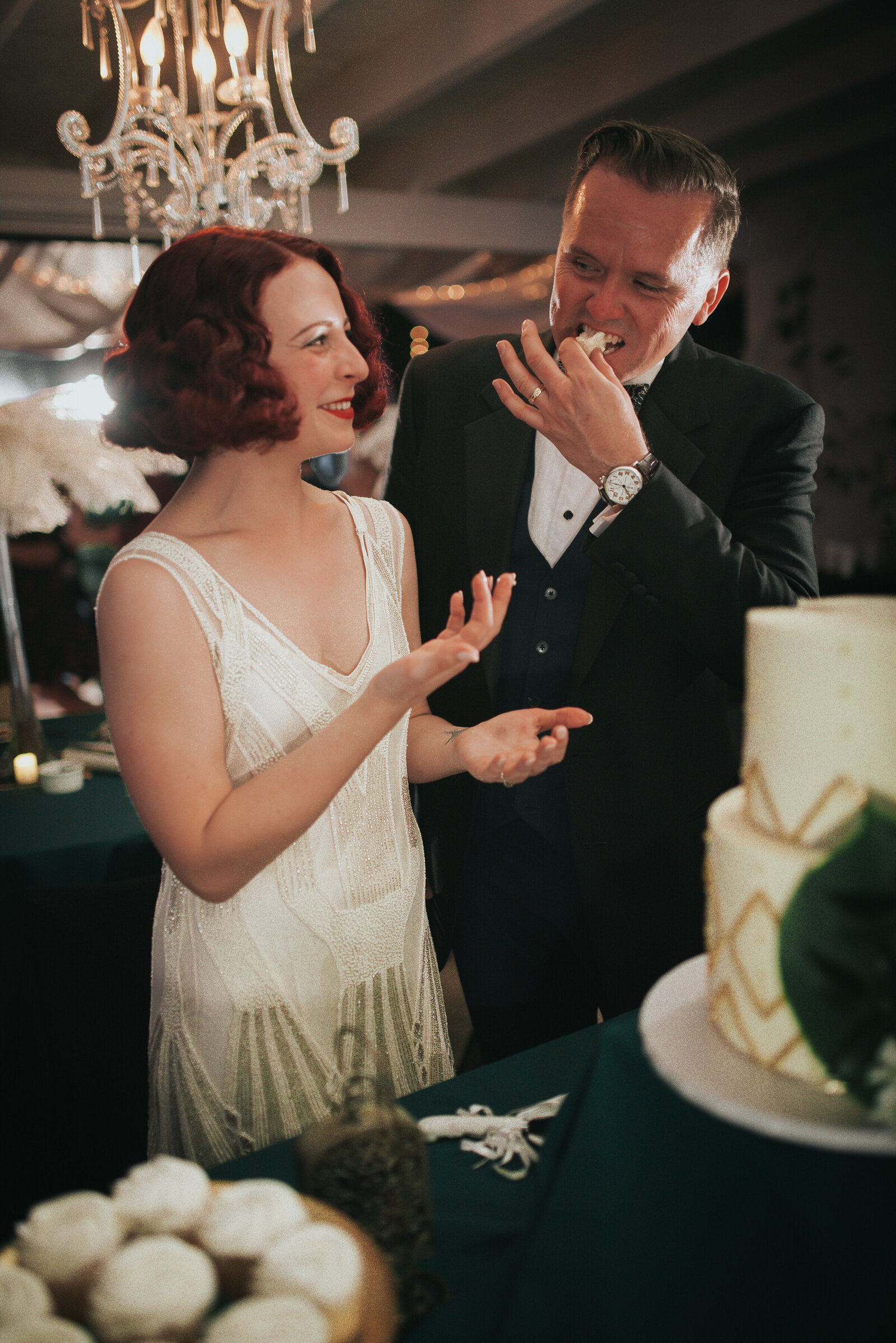 Reception-Arizona-Wedding-Photographer-Iowa_wedding_photographer-Bakyard-wedding-vintage-bride-Alaynna-Ann_Schwartz-Playlife-51