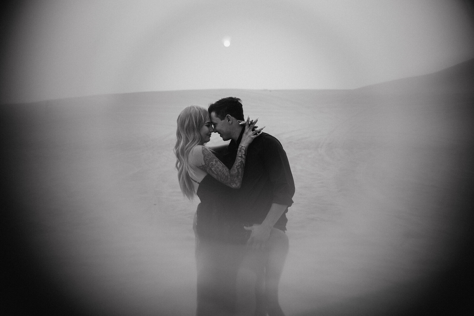 Sand Dunes Couples Photos - Raquel King Photography27