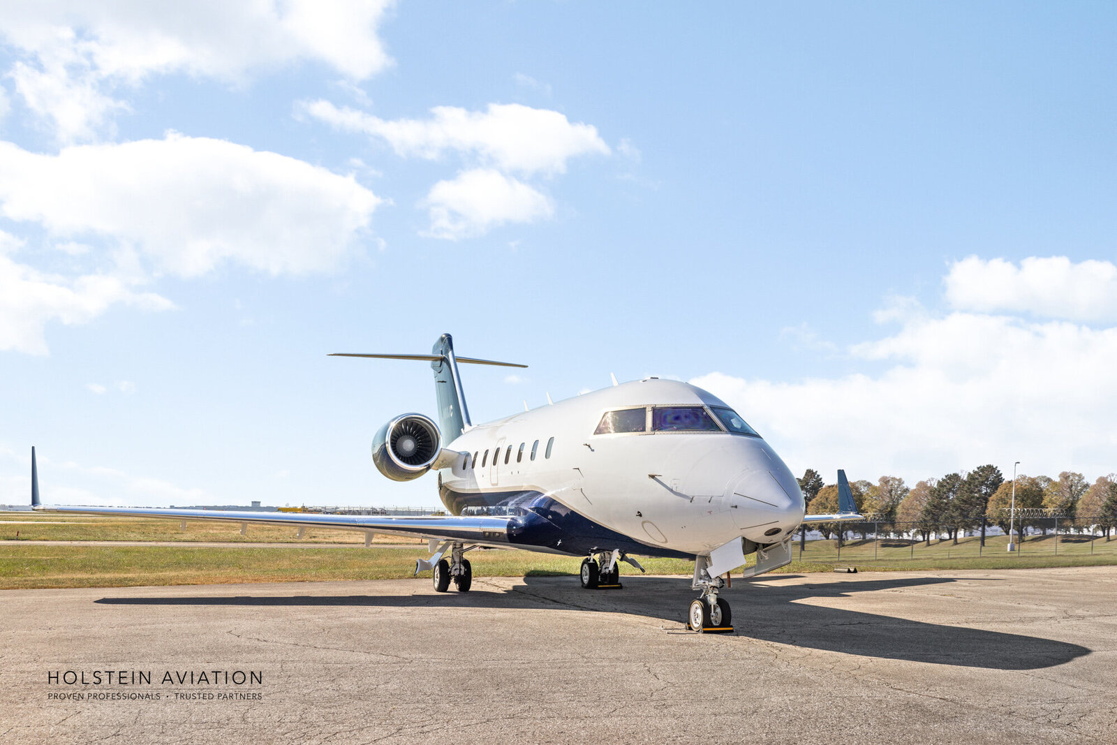 Challenger 604 N60JC Watermarked-42