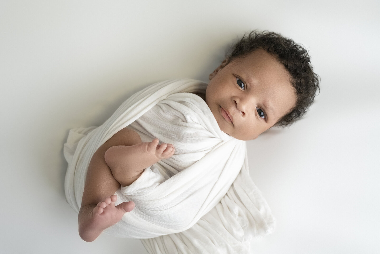 Beautiful Newborn PHotographer