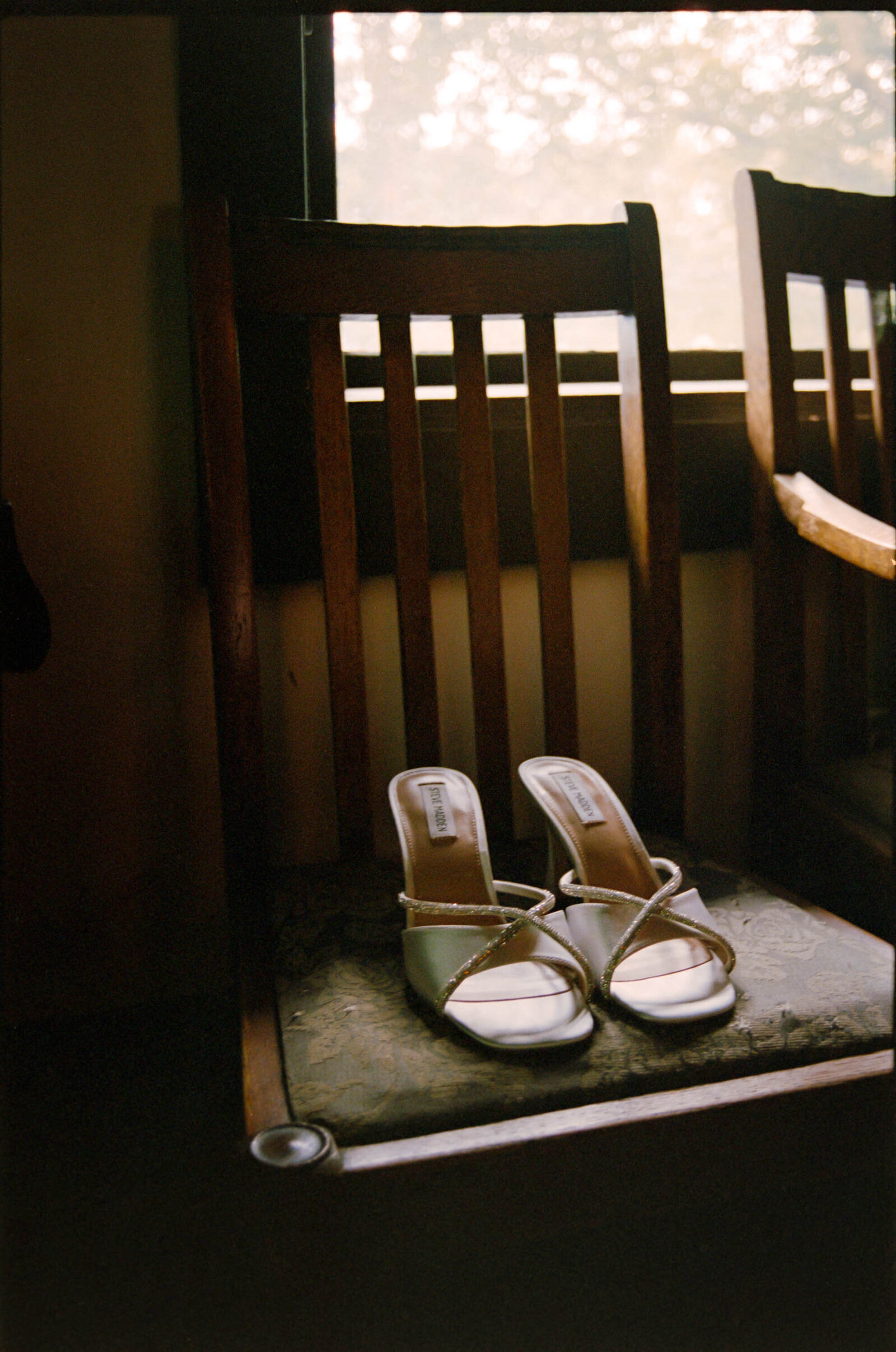 Jess-Buckley-Documentary-Wedding-Photographer-Film-50