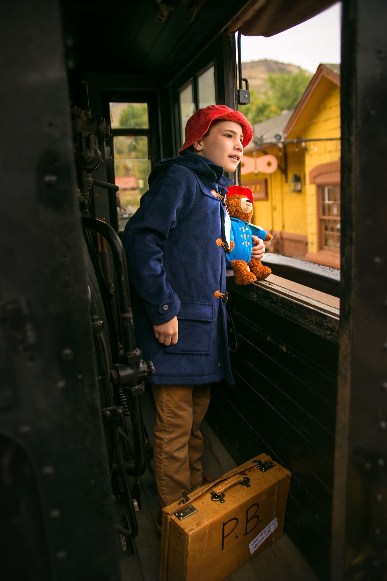 2colorado-train-museum-paddington-bear-historic-vintage-children-portrait-yellow-children-book-bear