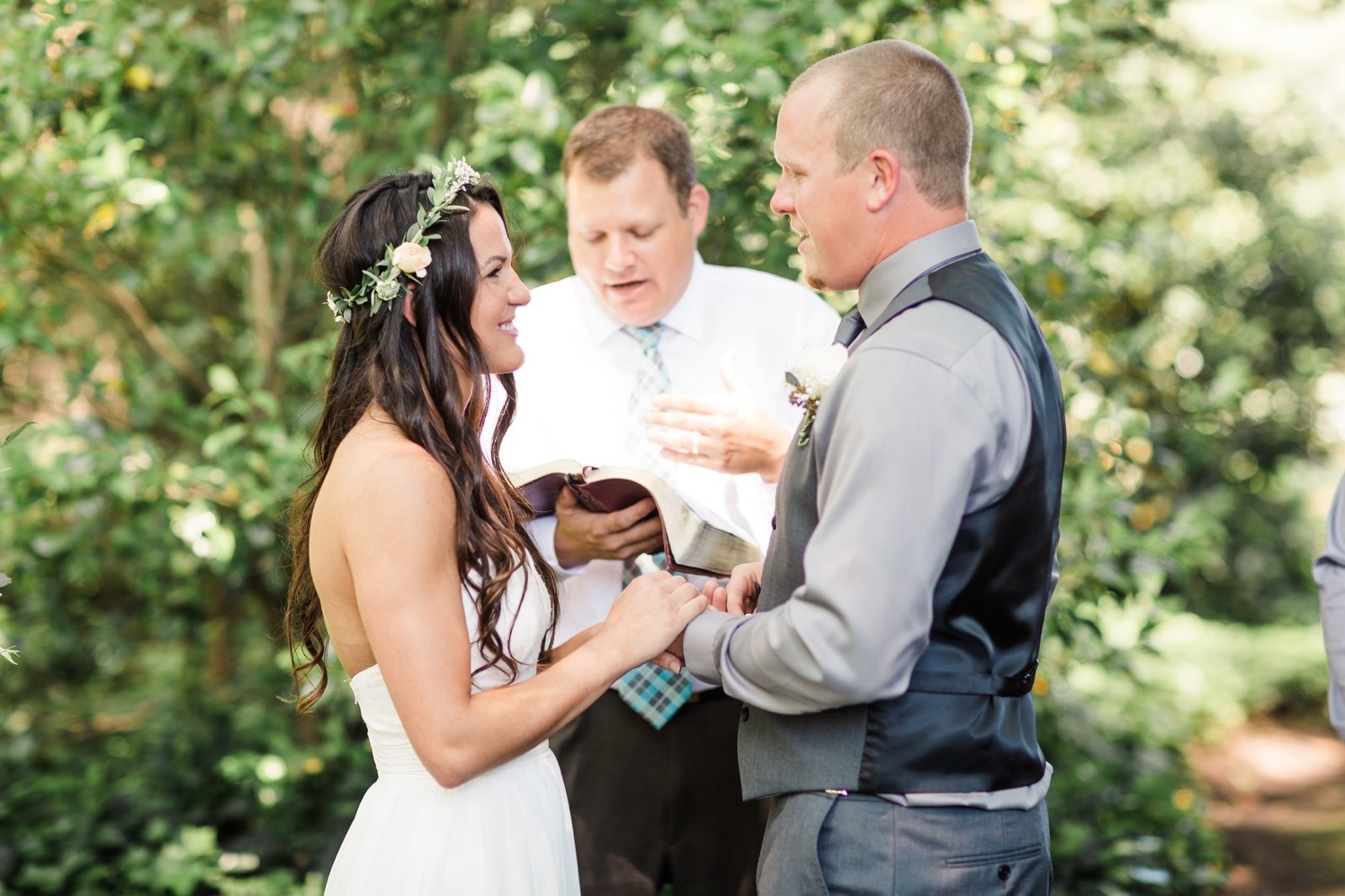 i-virginia-backyard-wedding_1897