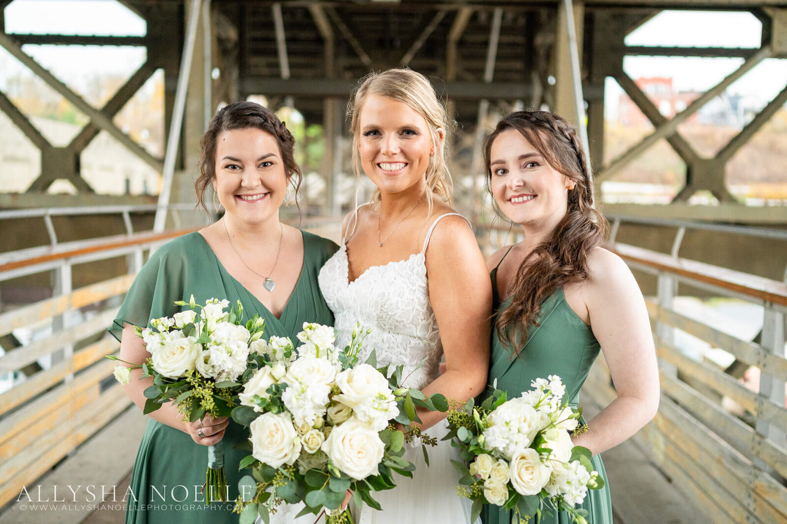 Wedding-at-The-Factory-on-Barclay-in-Milwaukee-0582