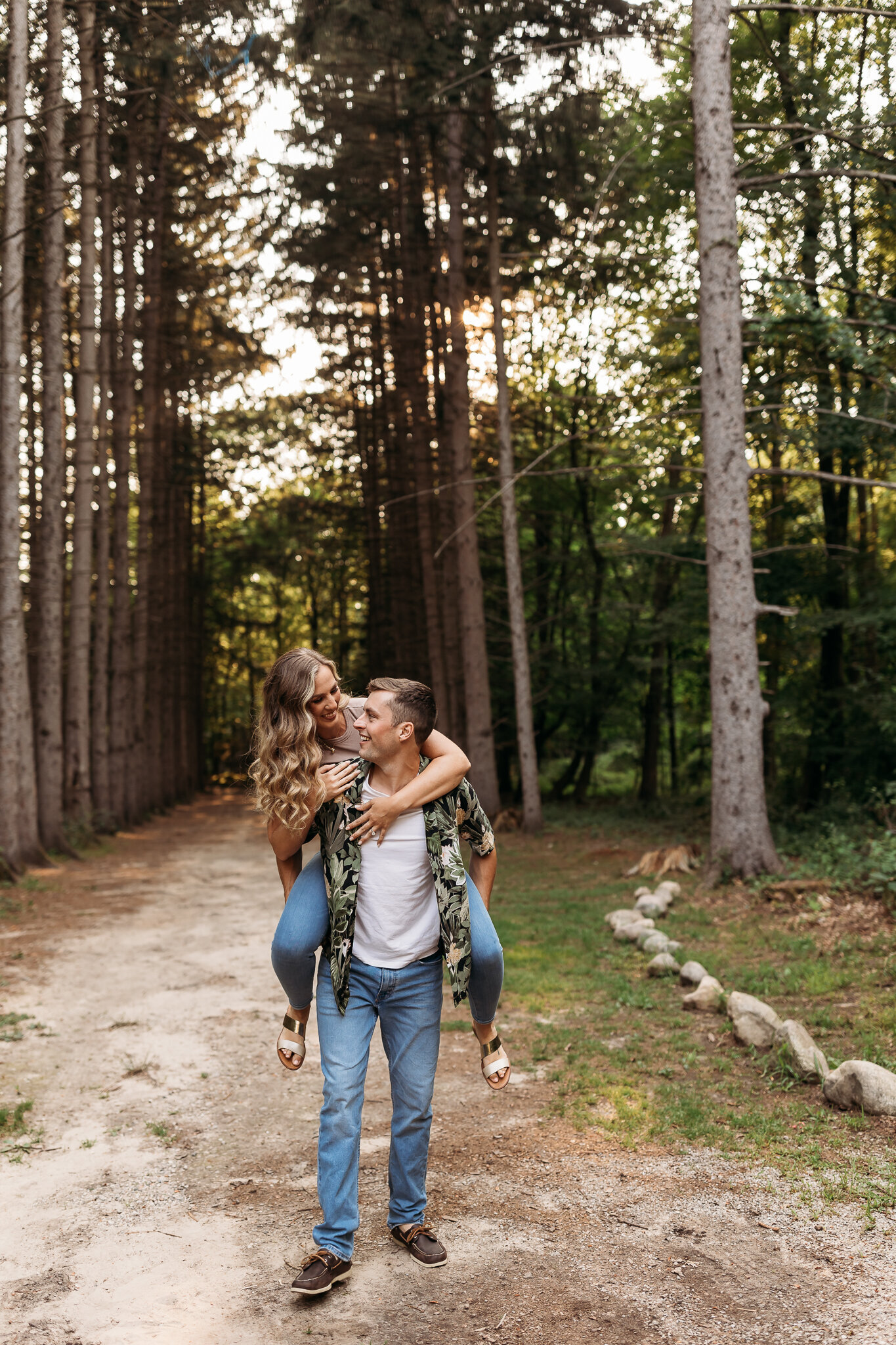 ROMEO_AND_LEONARD_MICHIGAN_ENGAGEMENT_PHOTOGRAPHER_COURTNEY_LUSHAJ_PHOTOGRAPHY_4