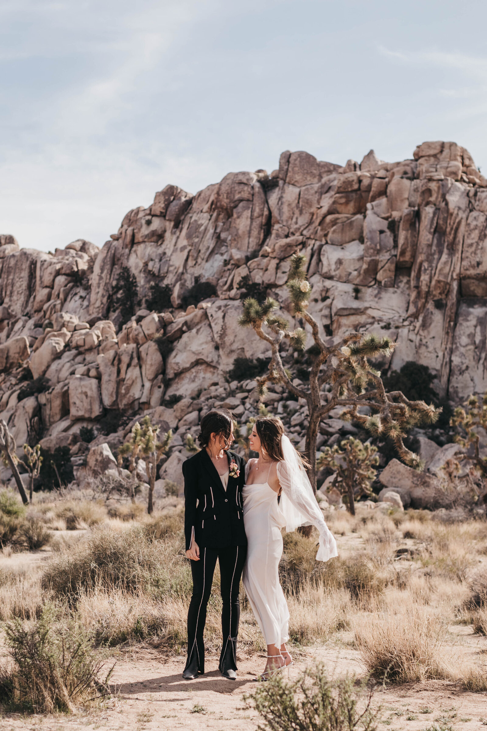 Joshua Tree Elopement photographer specializing in all inclusive elopements