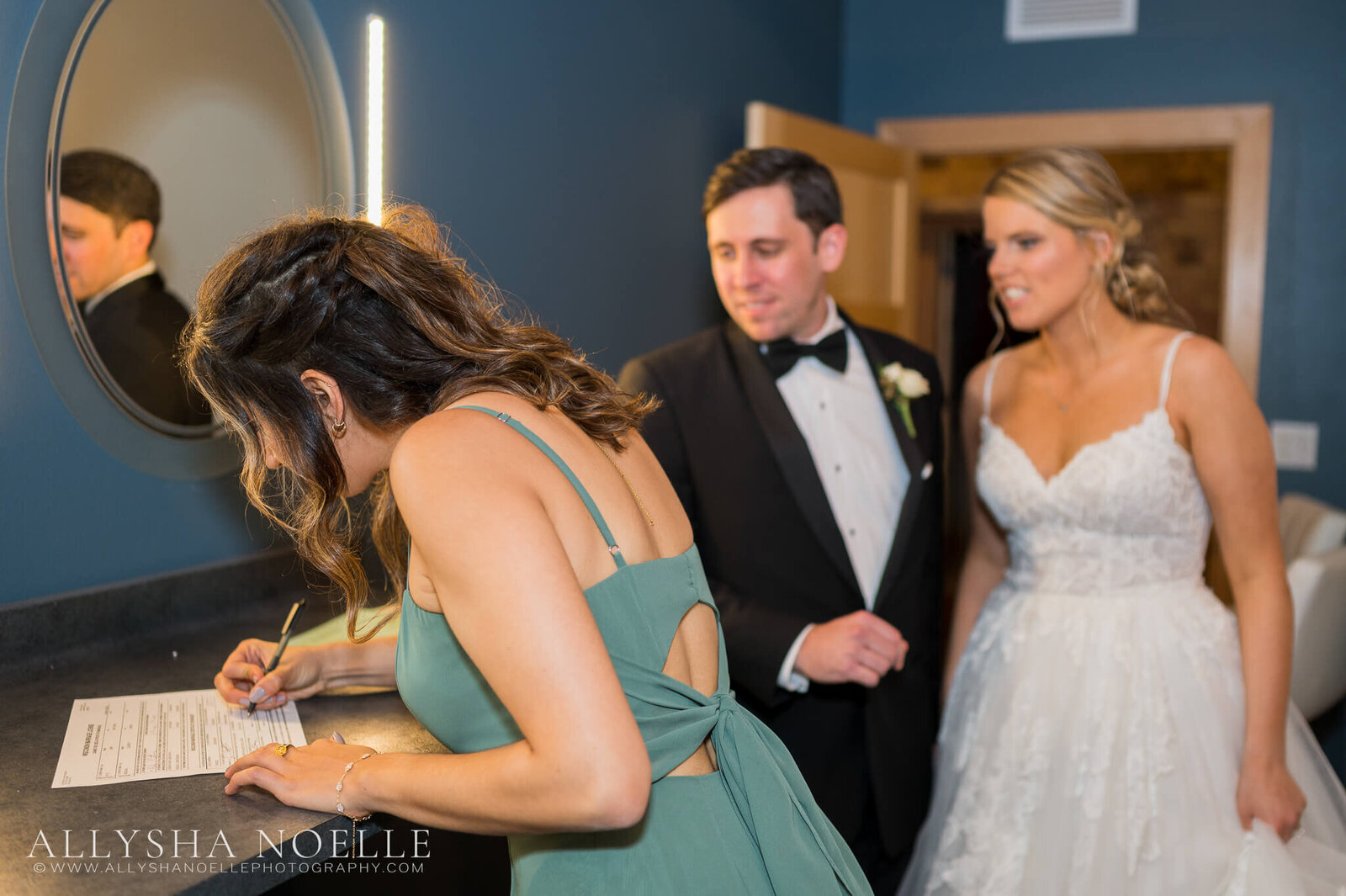 Wedding-at-The-Factory-on-Barclay-in-Milwaukee-0869