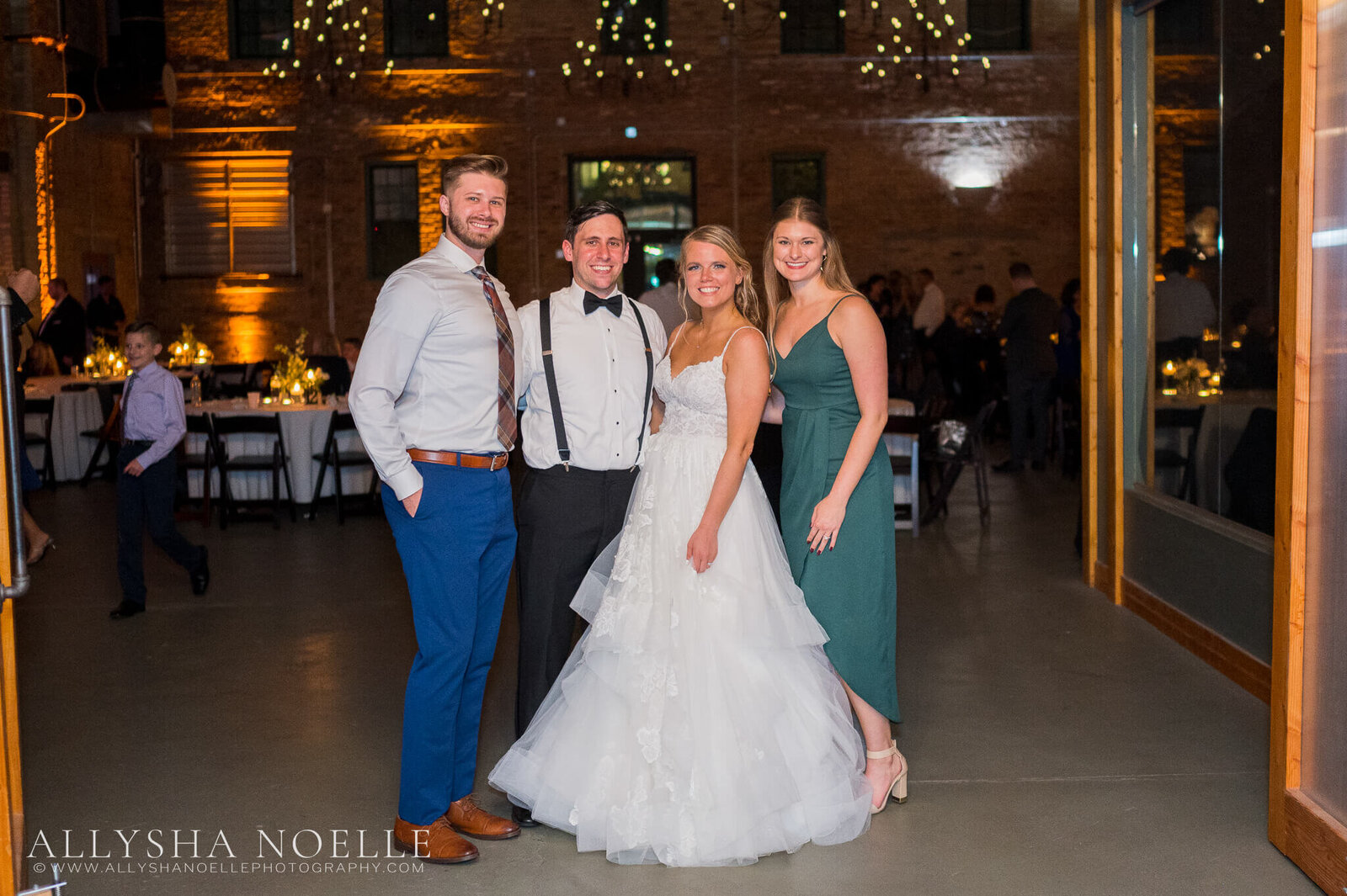 Wedding-at-The-Factory-on-Barclay-in-Milwaukee-1334