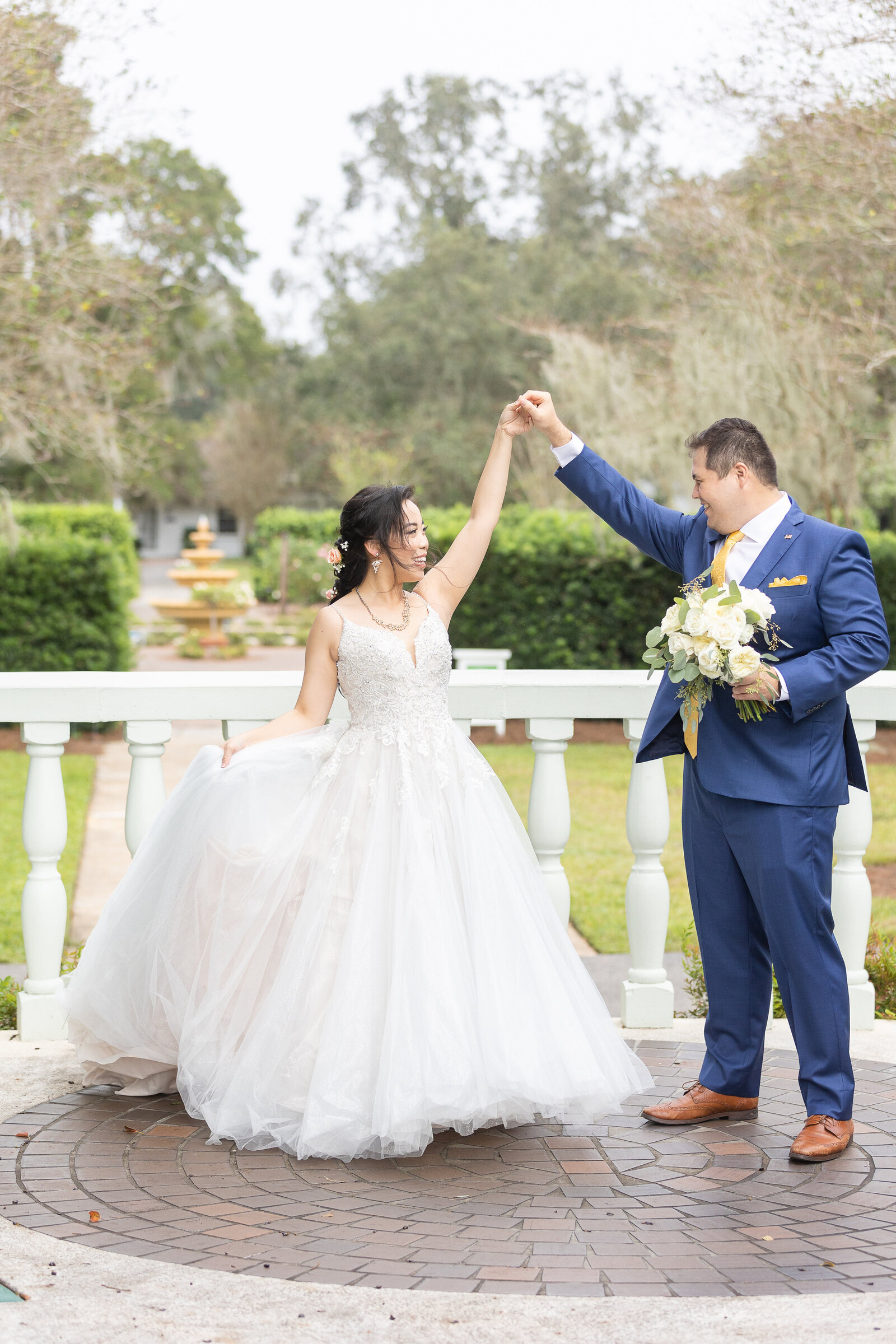 Harry-P-Leu-Gardens-Wedding-Photos-Orlando-Wedding-Photographers-Chris-and-Micaela-Photography-Rebecca-Justin-59
