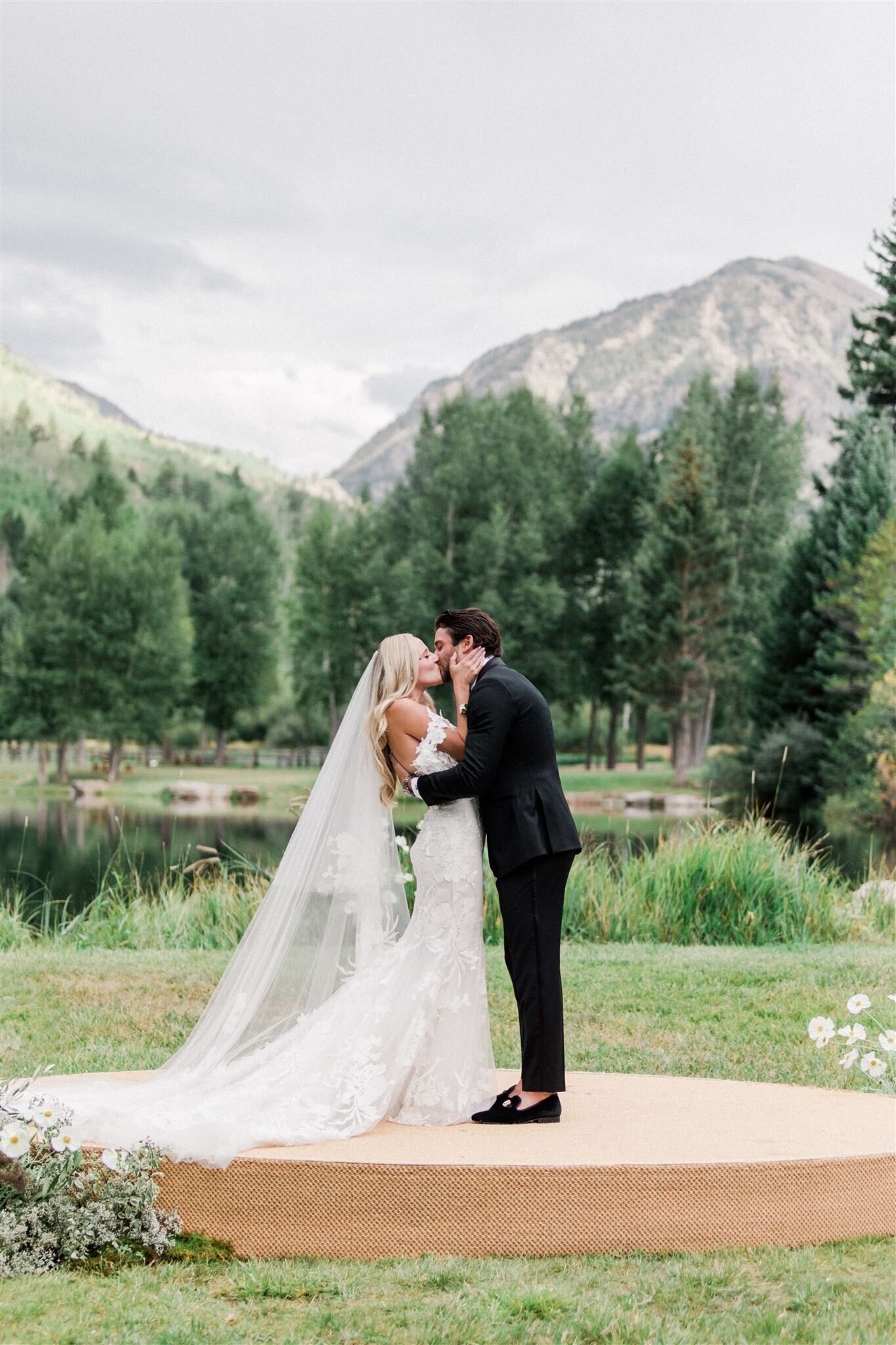 Aspen Dunbar Ranch Wedding-Valorie Darling Photography-135_websize