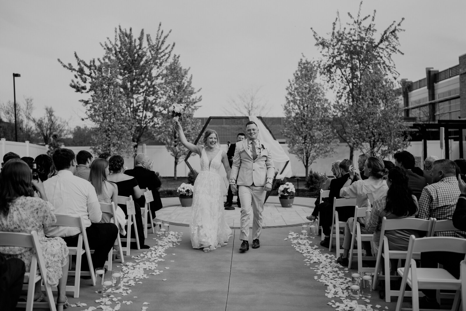 Cedar Rapids wedding photographer - Carriage House Cedar Rapids-164