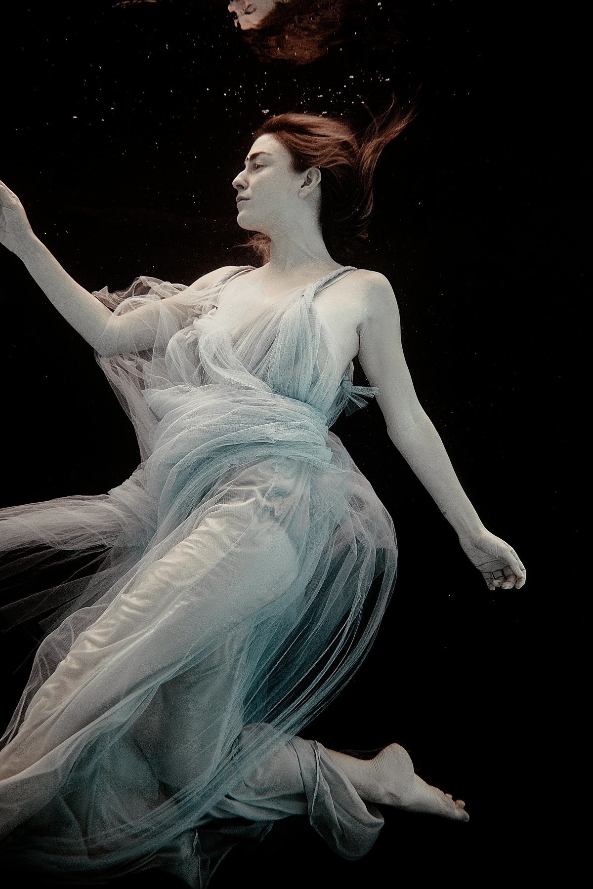 greek-goddess -dress-JoanneFlemingDesign-underwater-photography-RekhaGarton (10)