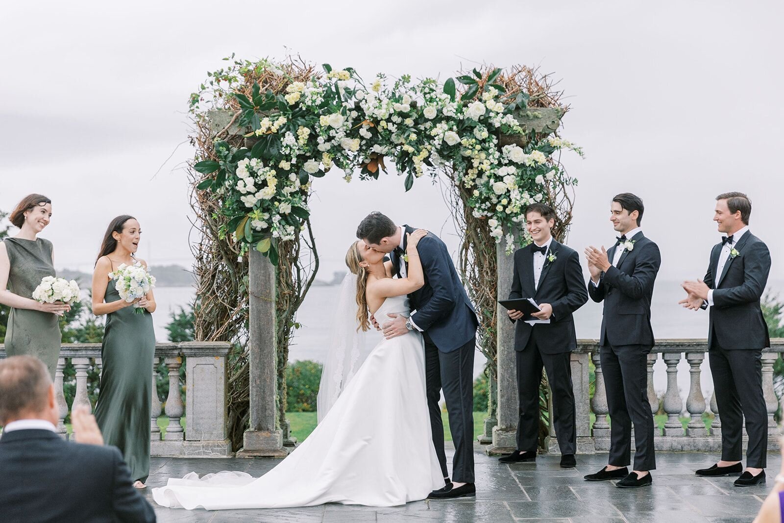 leila-james-events-newport-rhode-island-luxury-wedding-planner-castle-hill-inn-venue-emily-march-payne-wedding-photographer-VaughanWedding_0571 copy 2