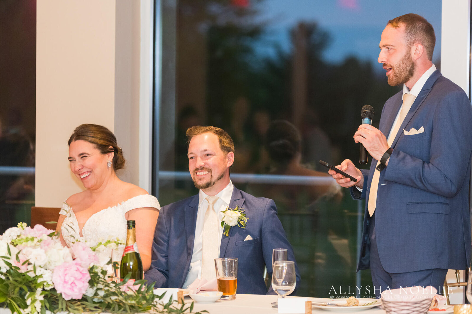 Wedding-at-River-Club-of-Mequon-835