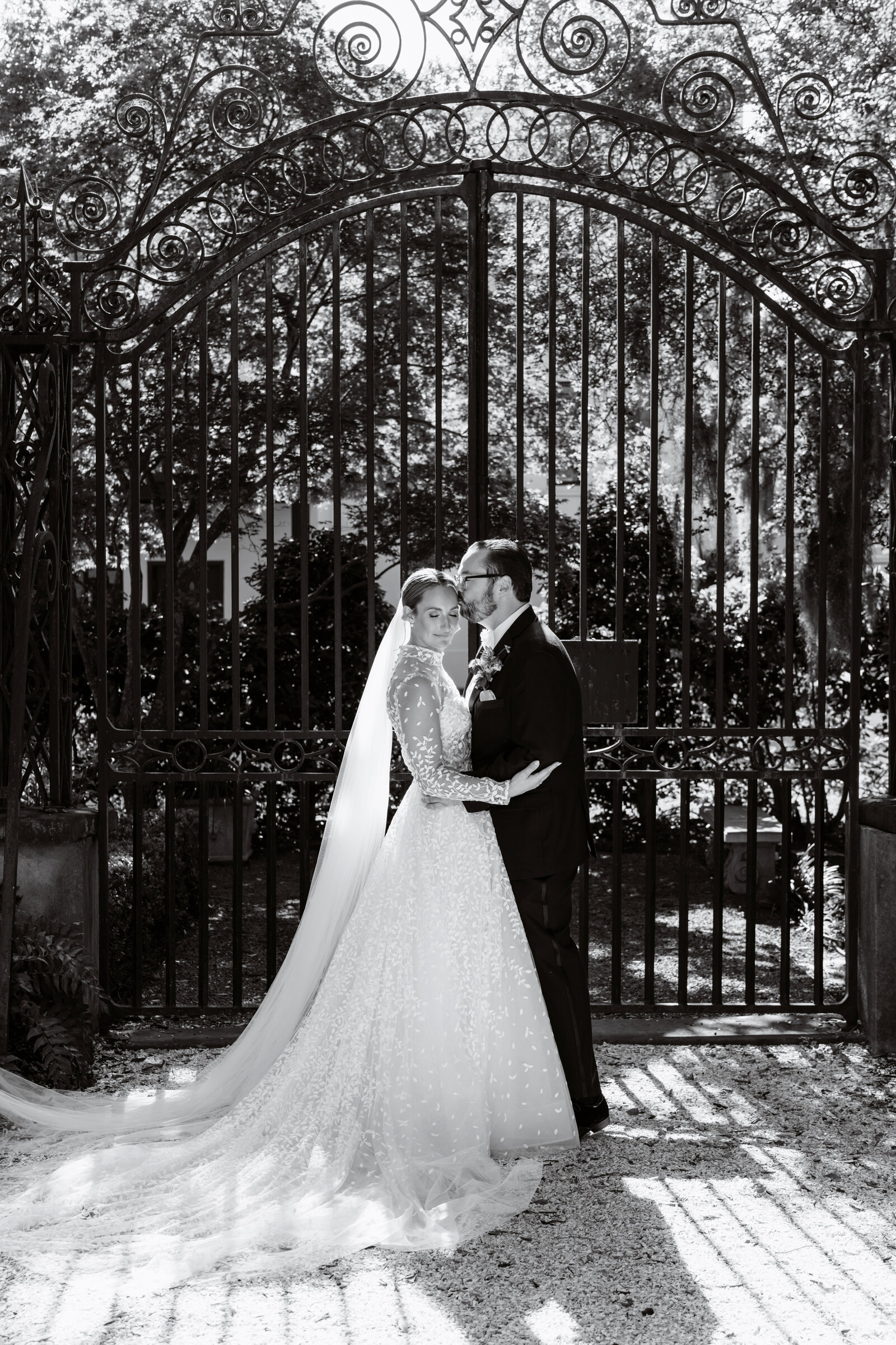 Charlotte+Lonnie_Wedding Previews-33