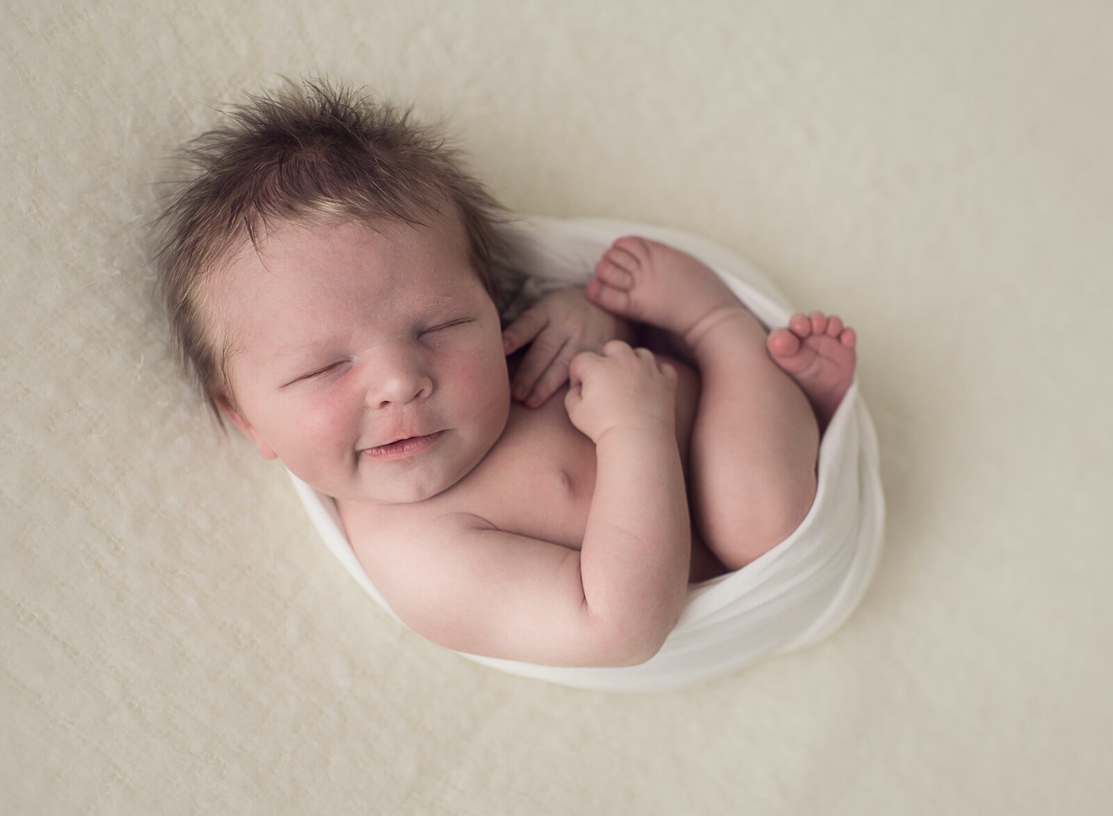 Affordable-Newborn-Photography-Calgary-07