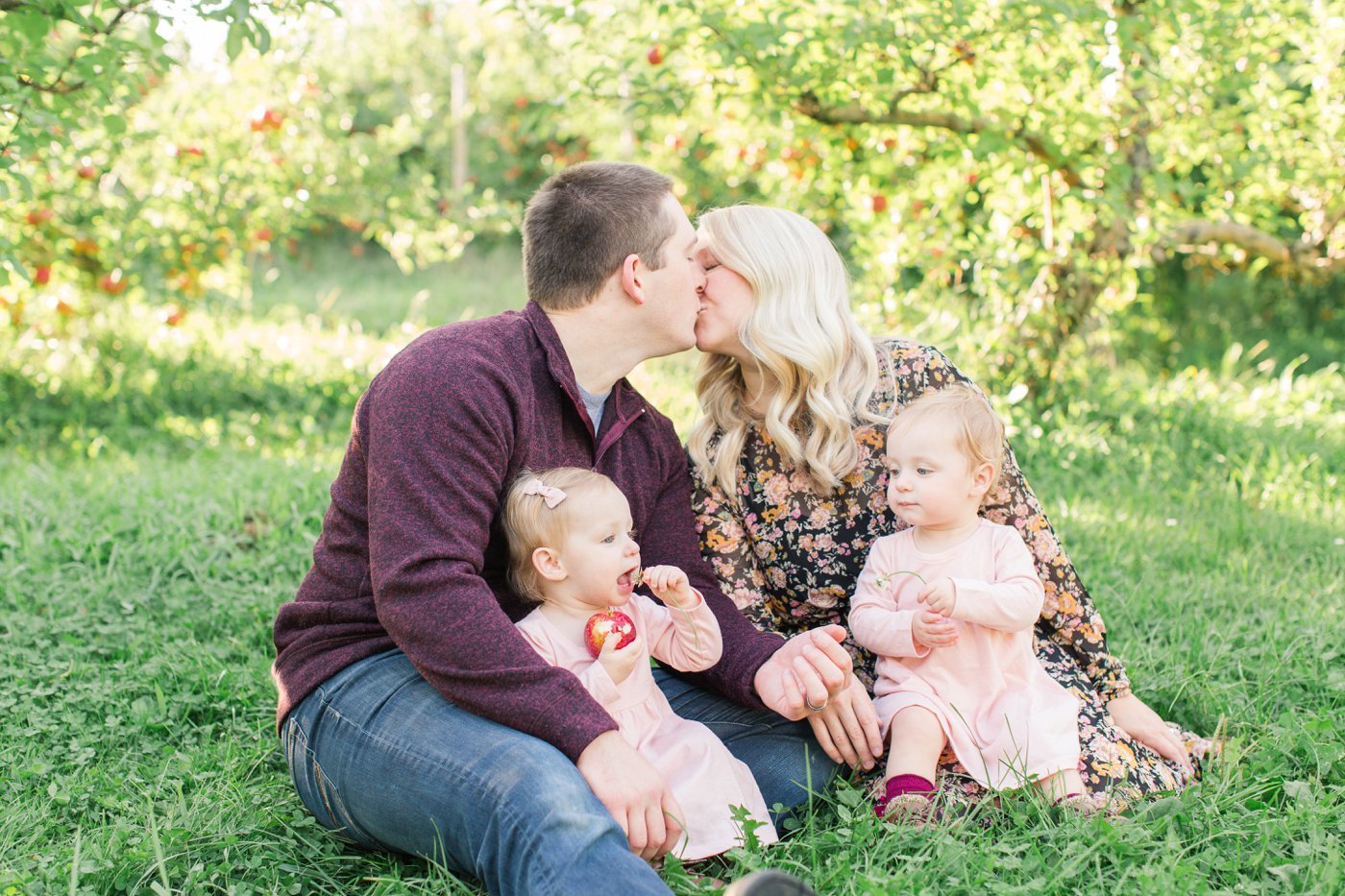 fall-the-apple-farm-victor-new-york-family-portrait-11