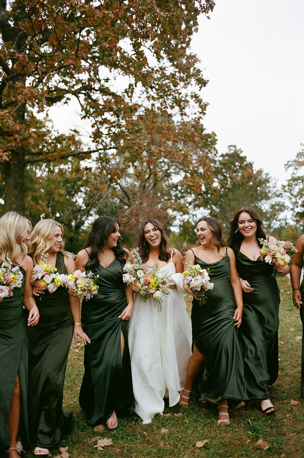 Olivia-Caed-Airbnb-Arkansas-Backyard-Wedding-Kyra-Noel-Photography-0028_websize