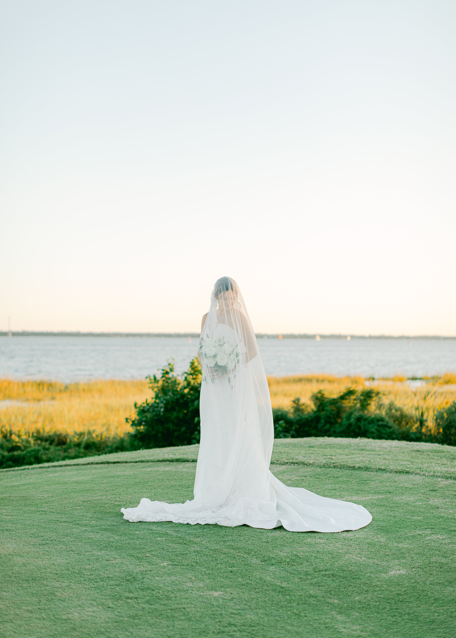 15-torianna-brooke-portraiture-charleston-south-carolina-patriots-point-golf-course-wedding