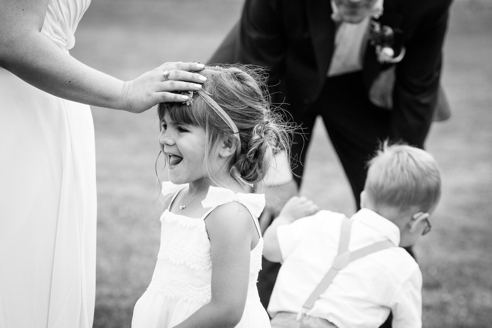candid-wedding-photographers-in-london-ont-or-jessica-barnett-photography
