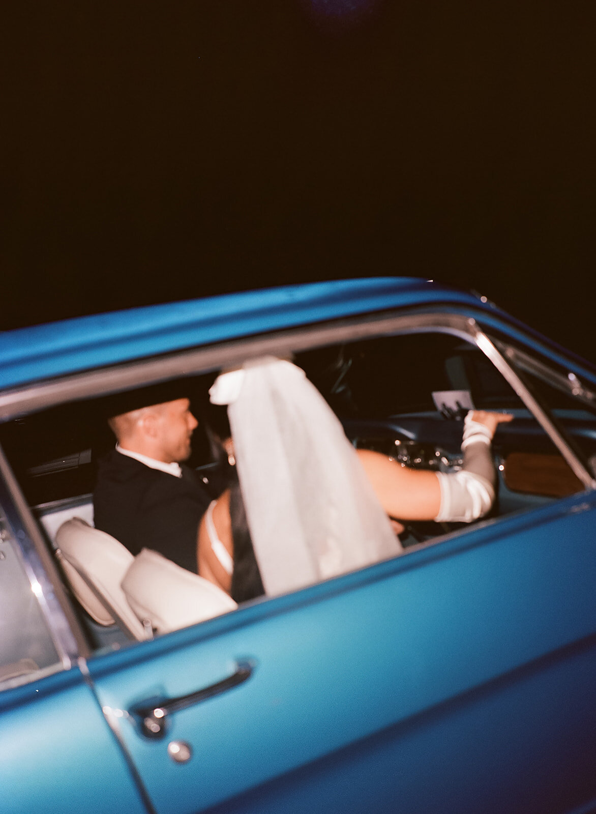 harmony-meadows-lake-chelan-wedding-dance-floor-5