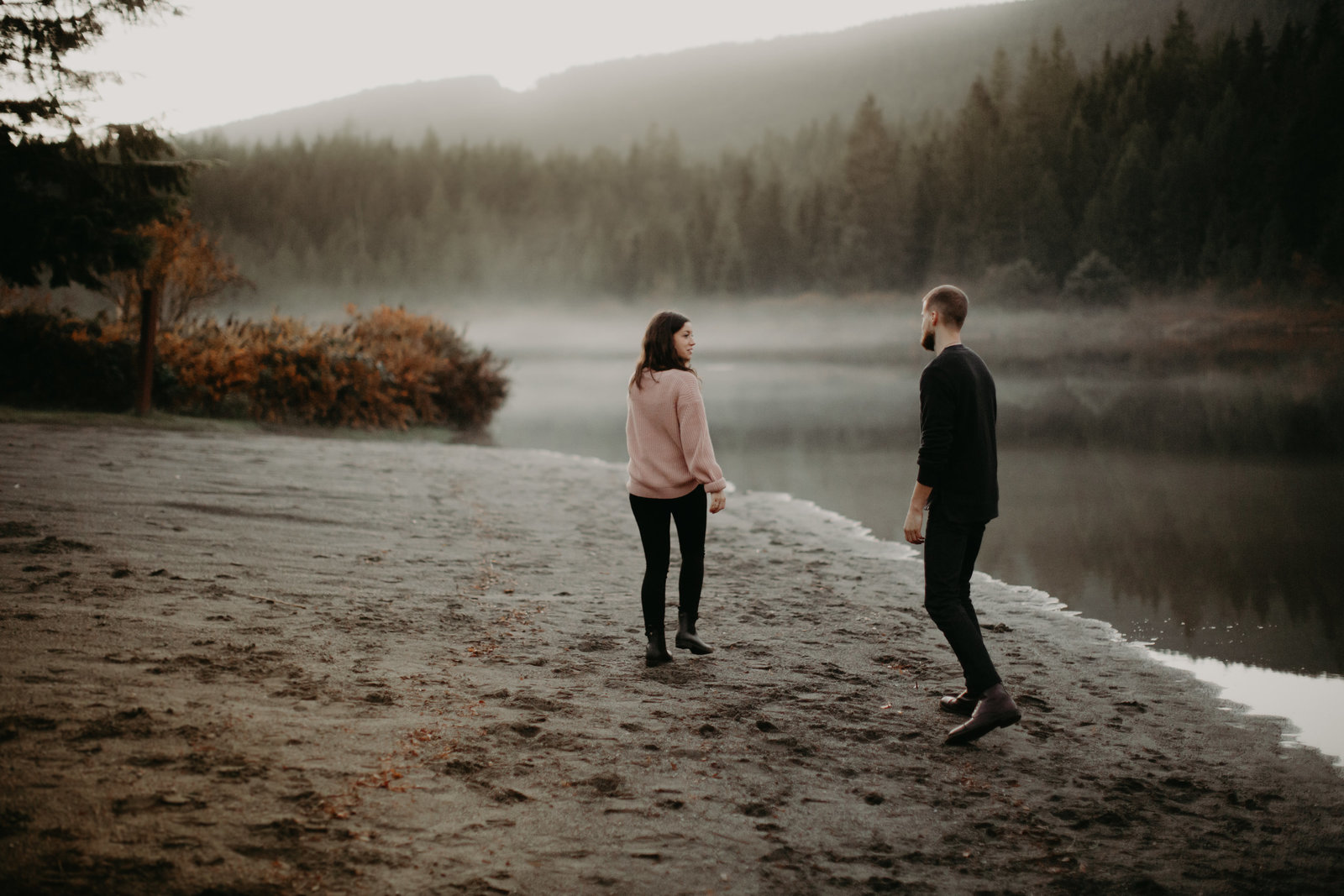 ROLLEY-LAKE-ENGAGEMENT-MEGHAN-HEMSTRA-PHOTOGRAPHY-6