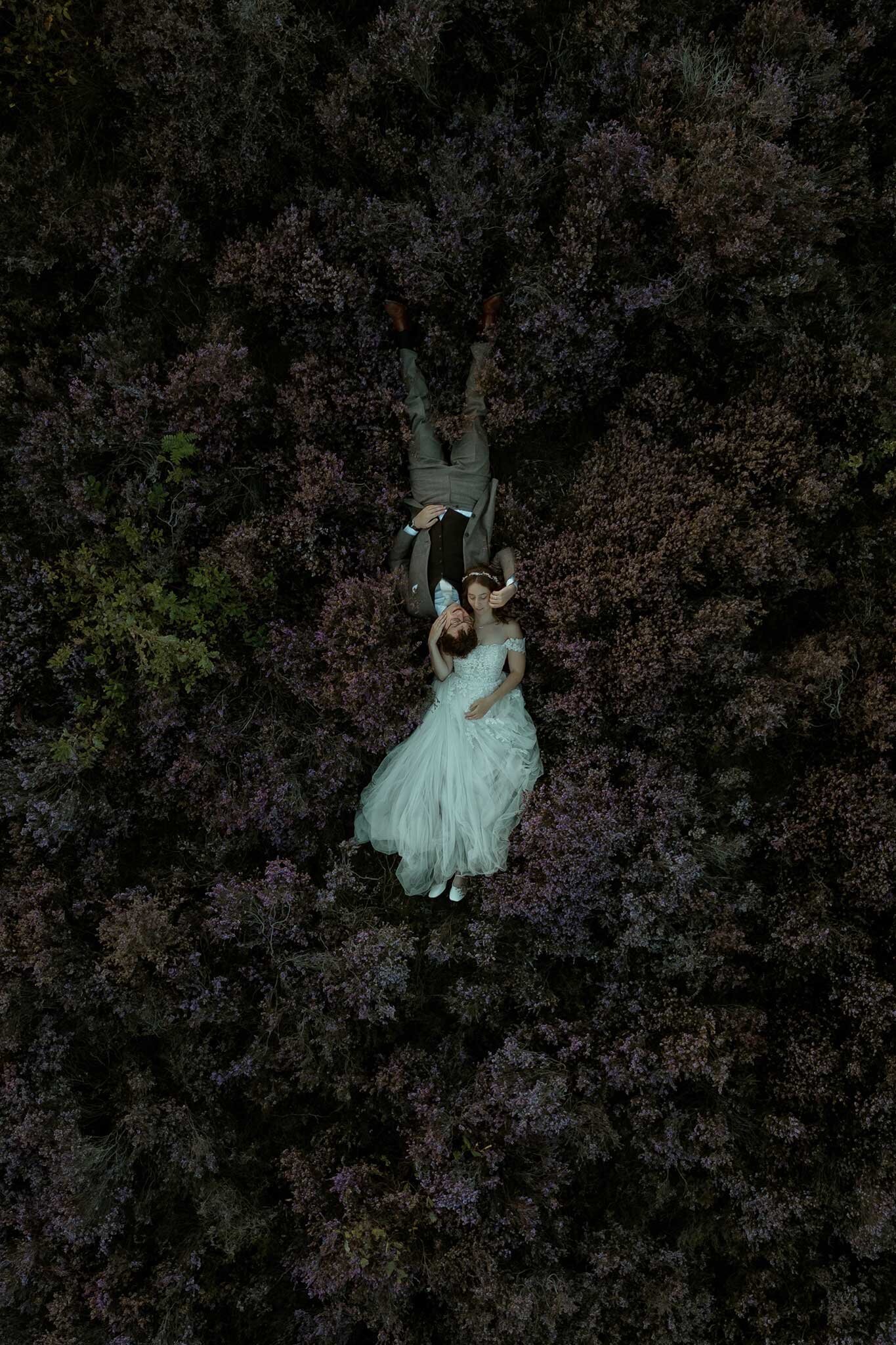 Bruiloft drone fotografie vastgelegd door trouwfotograaf Lauw Design & Photography