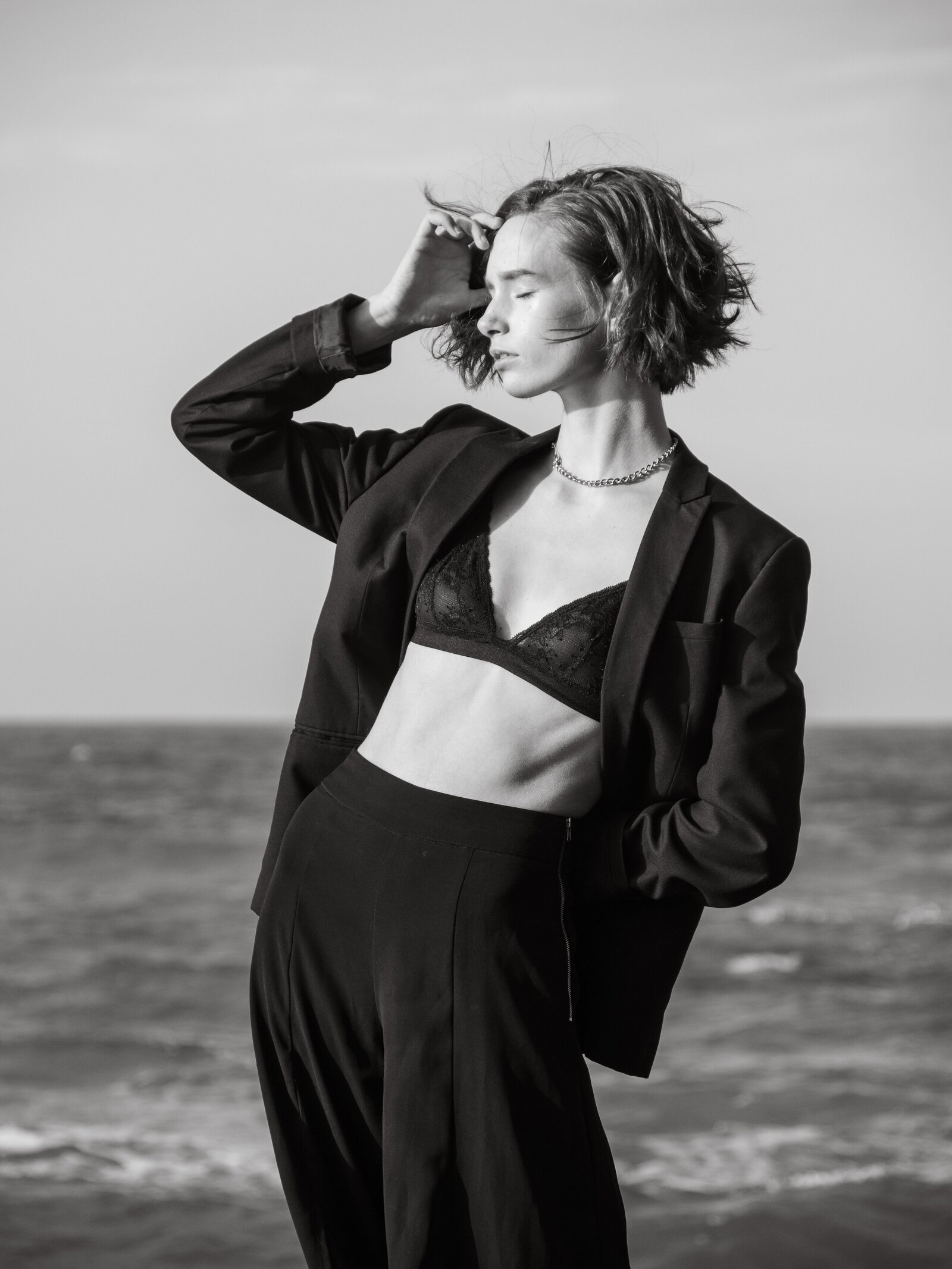 solo-glam-session-sumner-beach-christchurch-photos-with-river-12